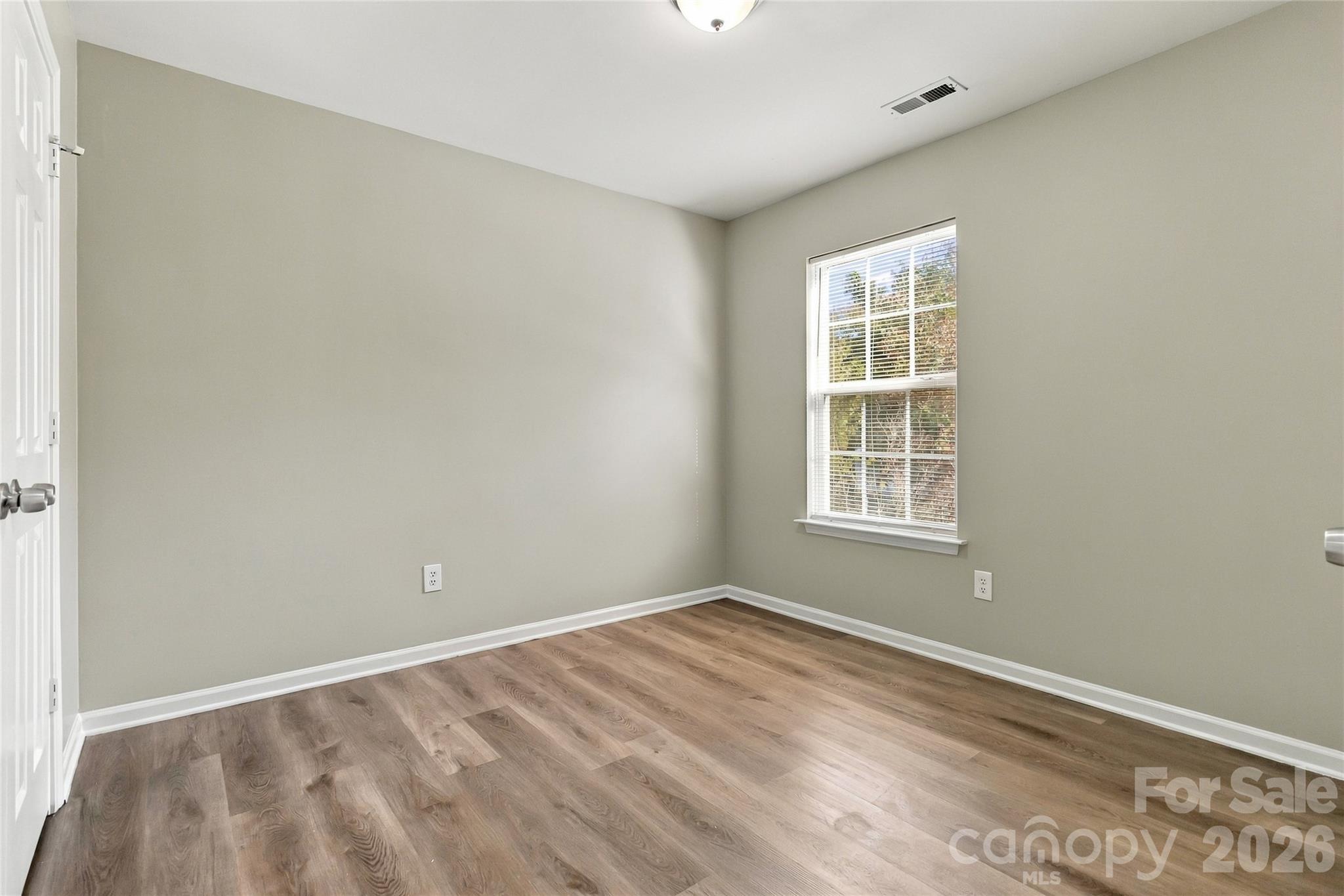 Single Family Residence at 815 Valley Ridge Road, Charlotte, photo 13 of 18