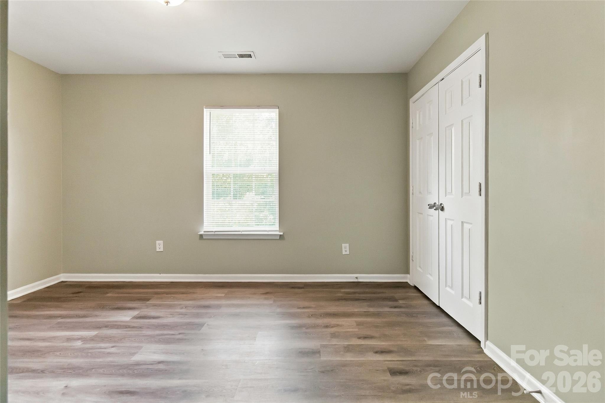 Single Family Residence at 815 Valley Ridge Road, Charlotte, photo 14 of 18