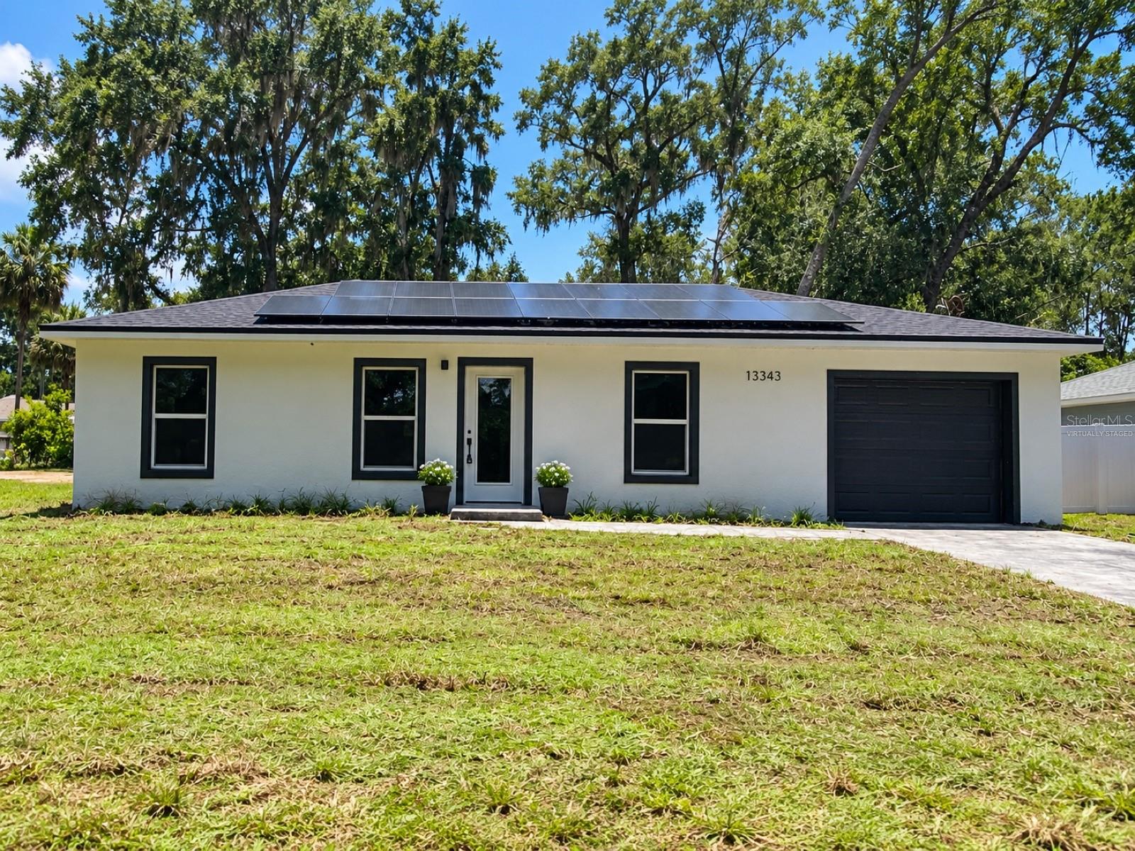 Virtually staged - 13343 SE 38TH CT, BELLEVIEW