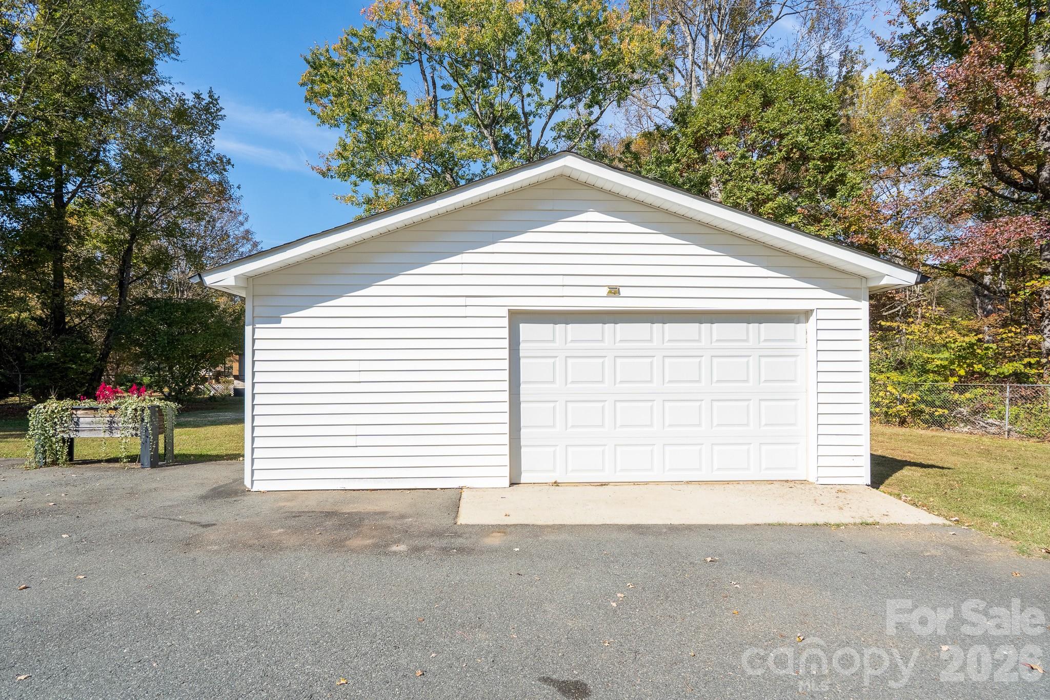 Single Family Residence at 1210 Sidney Drive, Salisbury, photo 36 of 37