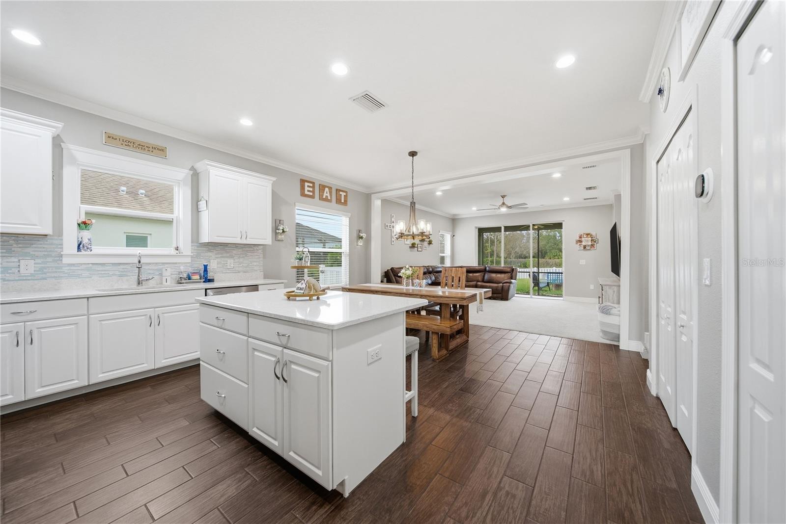 Single Family Residence at 1322 THORNBURY DR, PARRISH, photo 13 of 58