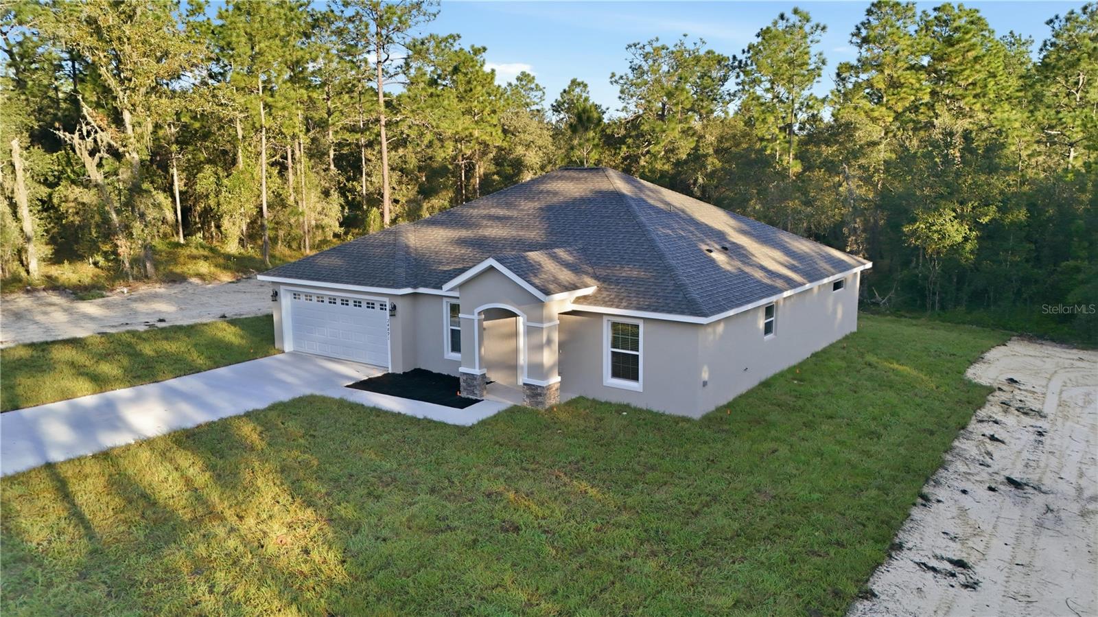 10260 N SPAULDING DR