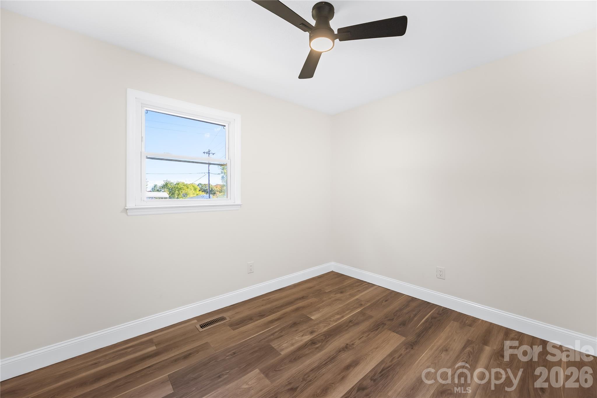 Single Family Residence at 158 Bell Farm Road, Statesville, photo 18 of 24