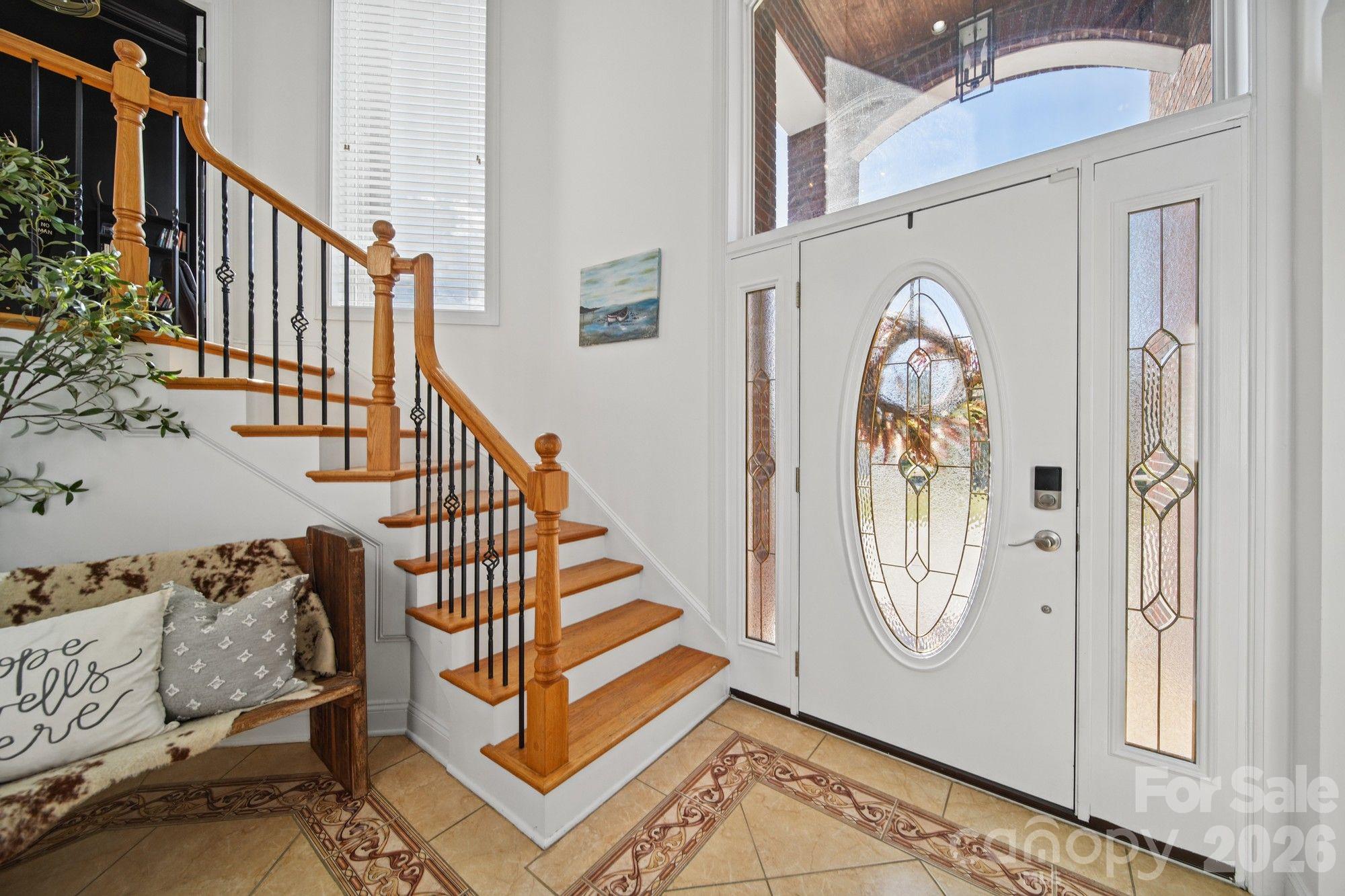 Single Family Residence at 2621 Pine Point Drive, York, photo 13 of 48