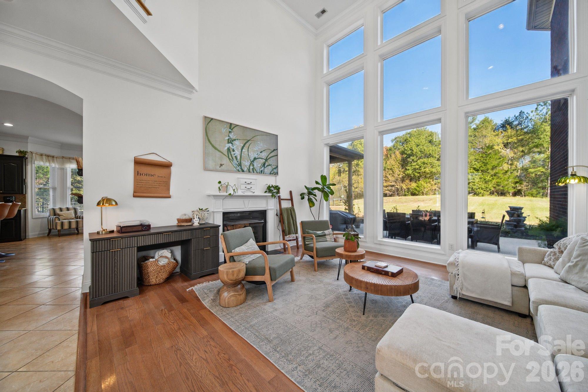 Single Family Residence at 2621 Pine Point Drive, York, photo 21 of 48