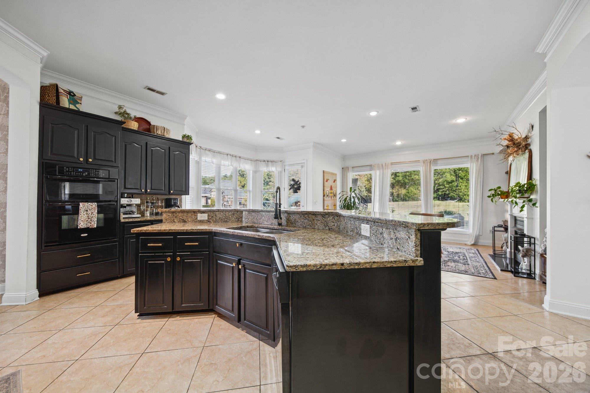 Single Family Residence at 2621 Pine Point Drive, York, photo 28 of 48