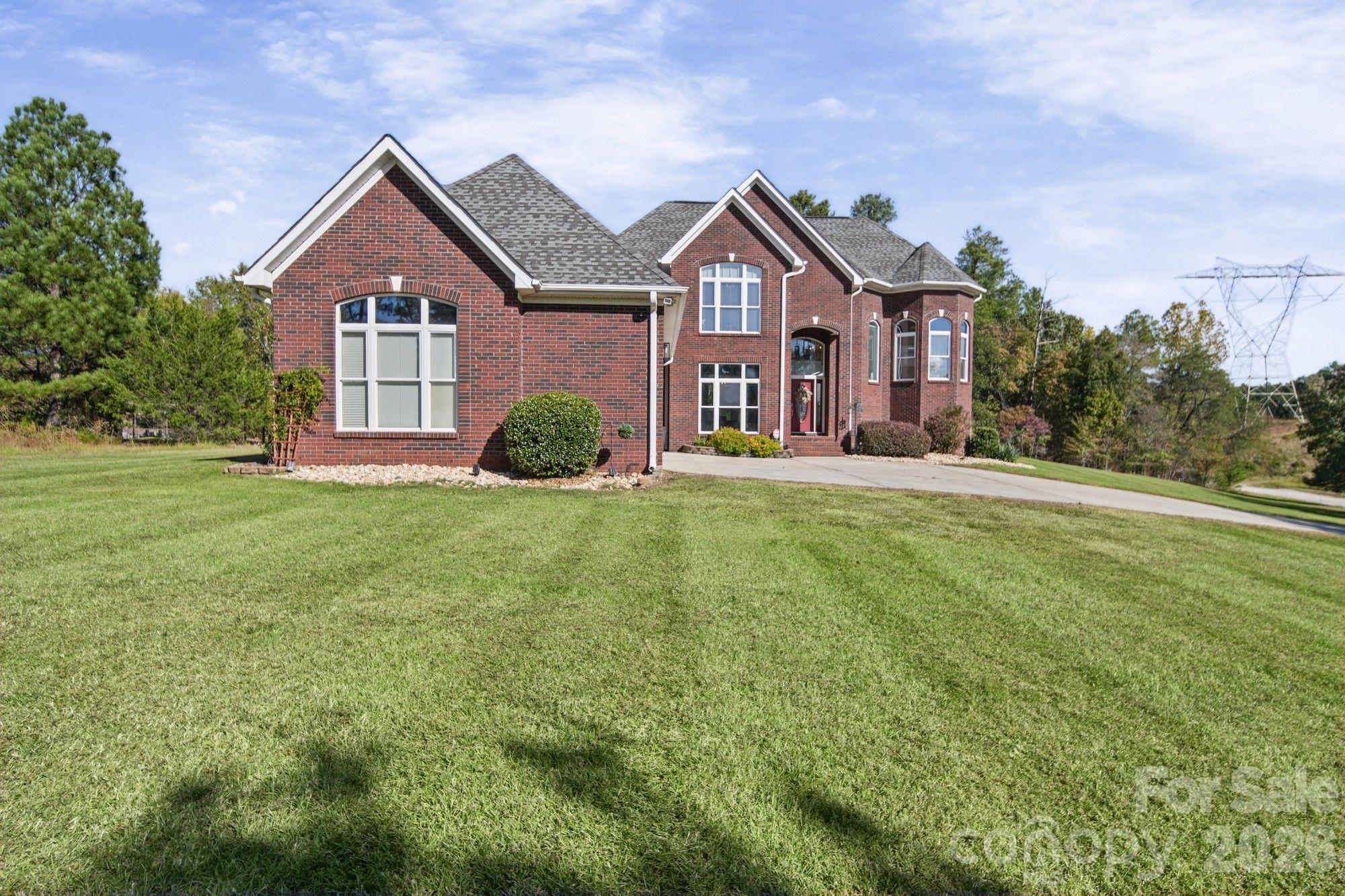 Single Family Residence at 2621 Pine Point Drive, York, photo 46 of 48