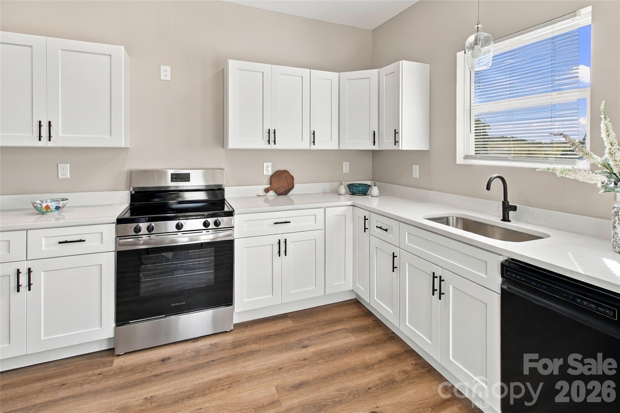 Single Family Residence at 395 Brief Avenue SW, Concord, photo 10 of 28