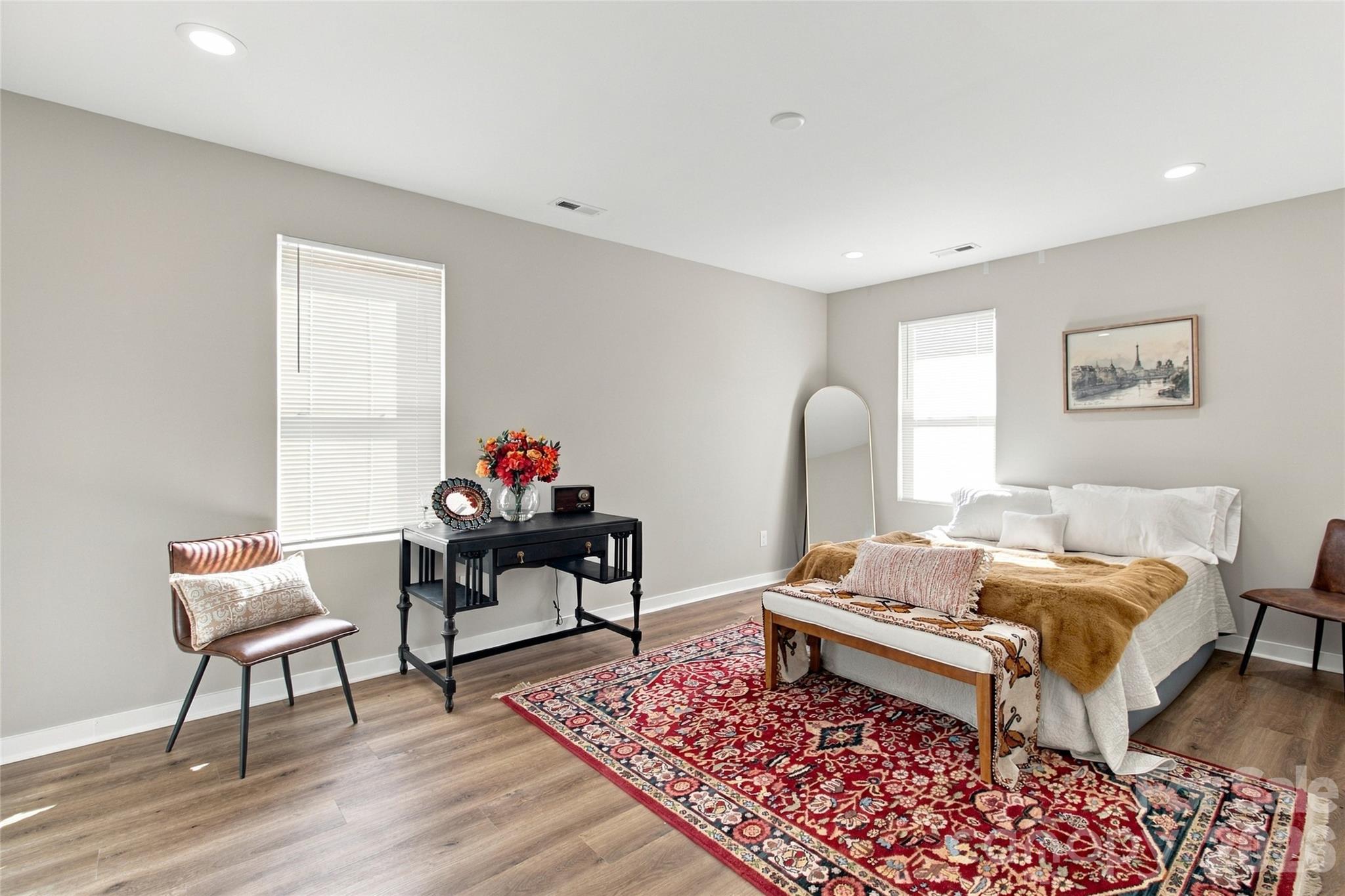 Oversize Bedroom - 395 Brief Avenue SW, Concord