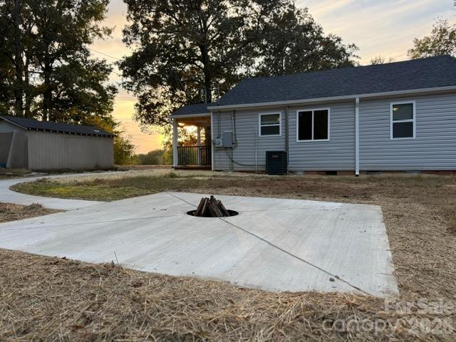 Single Family Residence at 1010 Trull Hinson Road, Wingate, photo 14 of 34