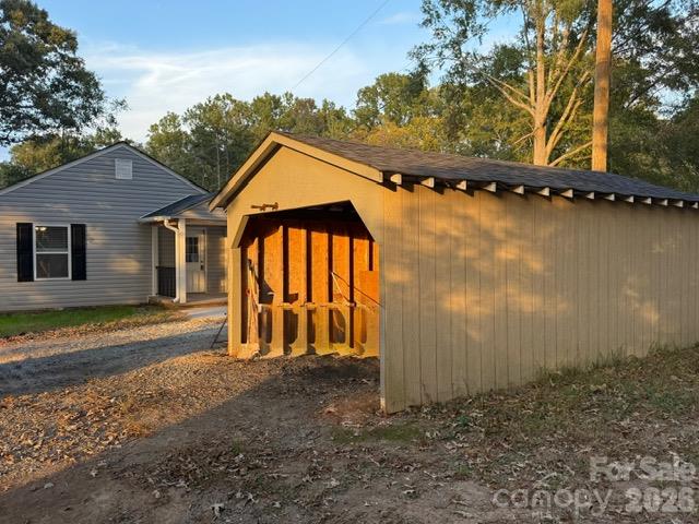 Single Family Residence at 1010 Trull Hinson Road, Wingate, photo 17 of 34