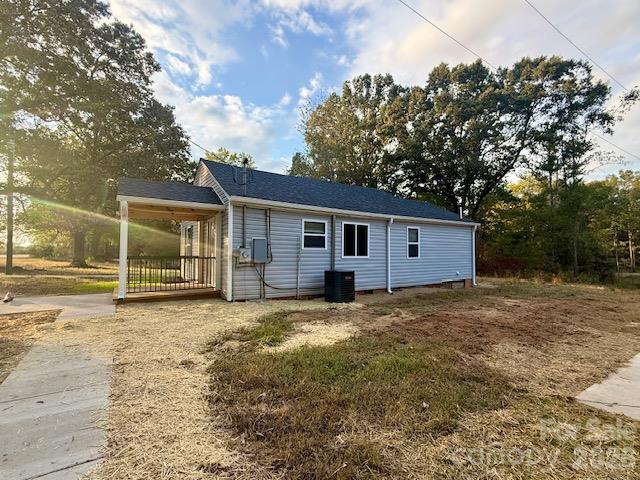 Single Family Residence at 1010 Trull Hinson Road, Wingate, photo 25 of 34