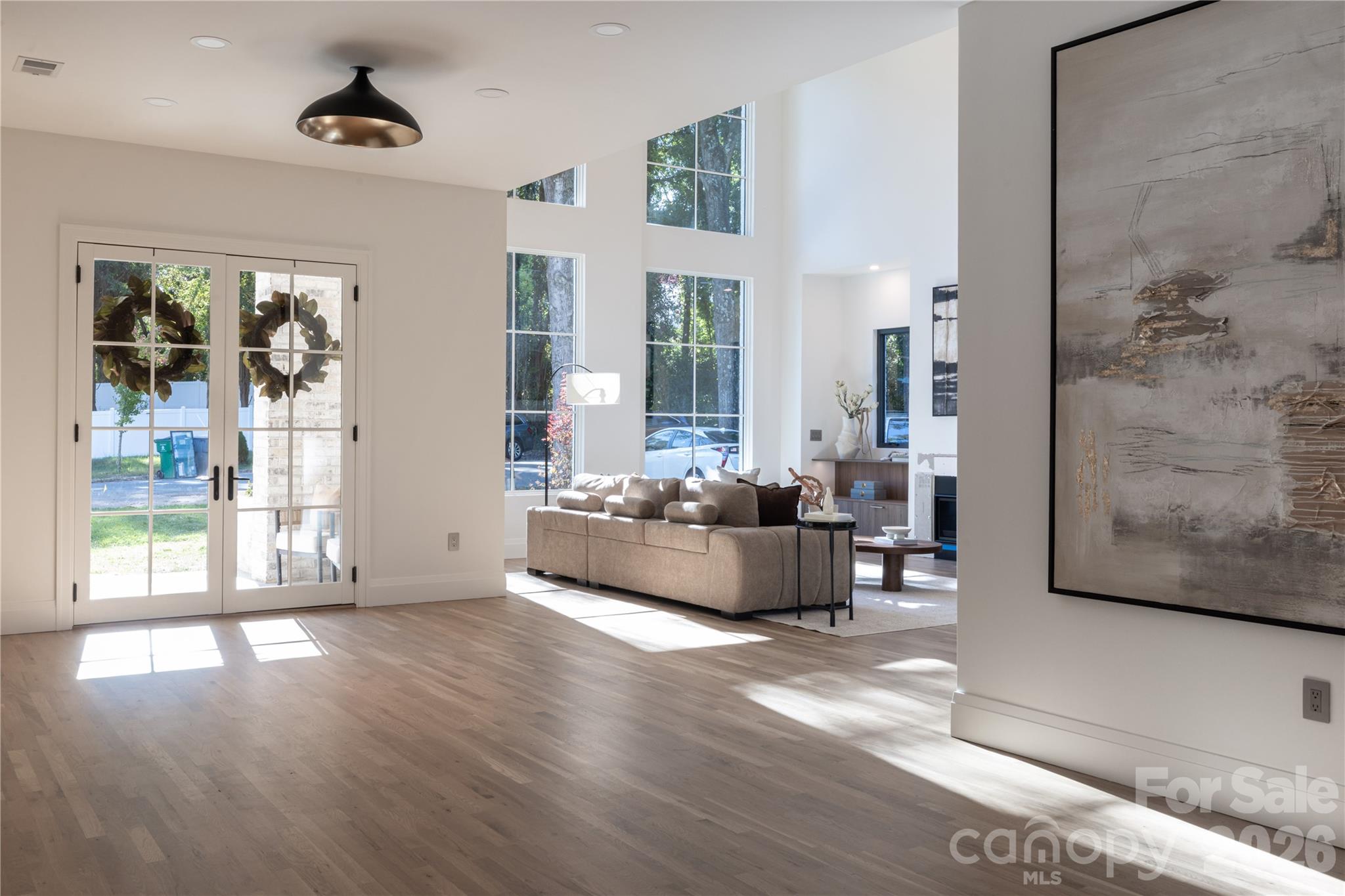 Single Family Residence at 2117 Laburnum Avenue, Charlotte, photo 4 of 43