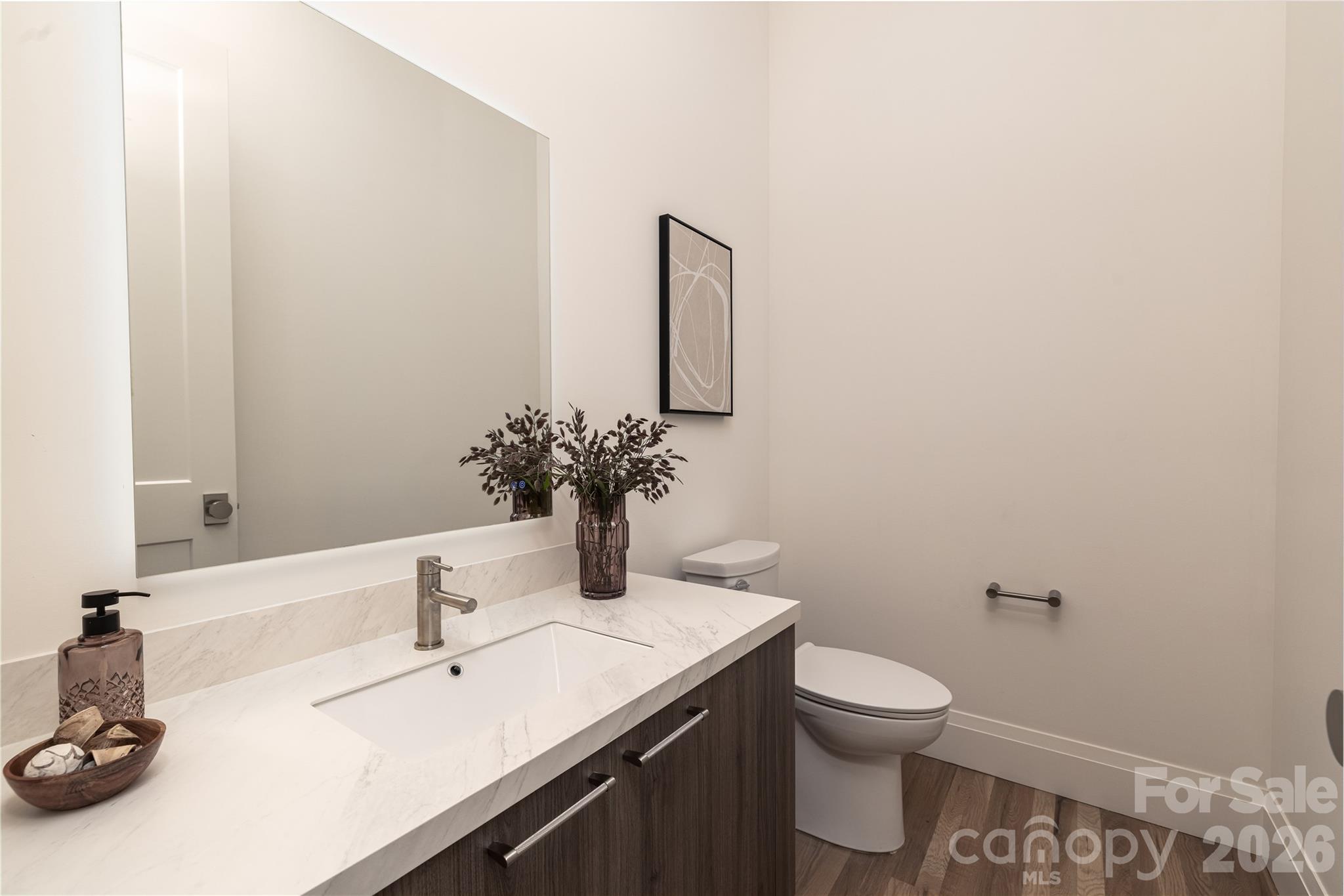 Single Family Residence at 2117 Laburnum Avenue, Charlotte, photo 20 of 43