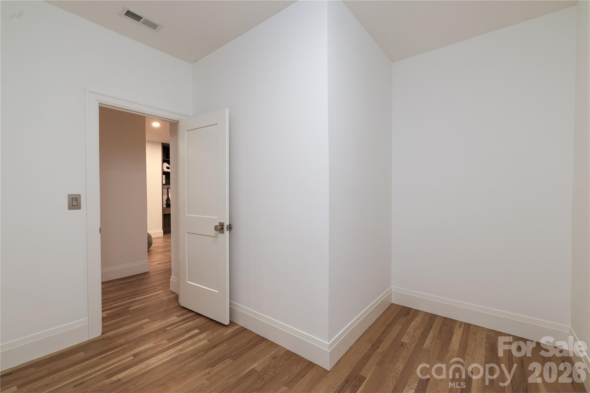 Single Family Residence at 2117 Laburnum Avenue, Charlotte, photo 32 of 43