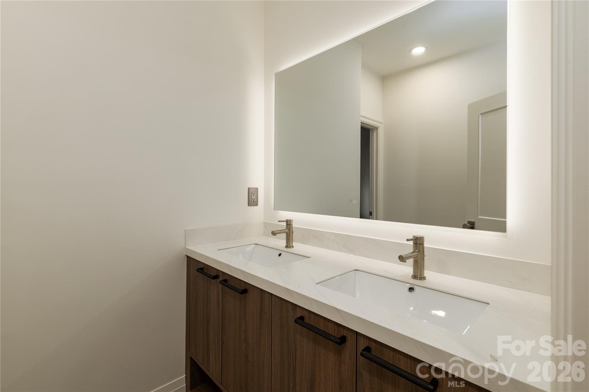 Single Family Residence at 2117 Laburnum Avenue, Charlotte, photo 36 of 43