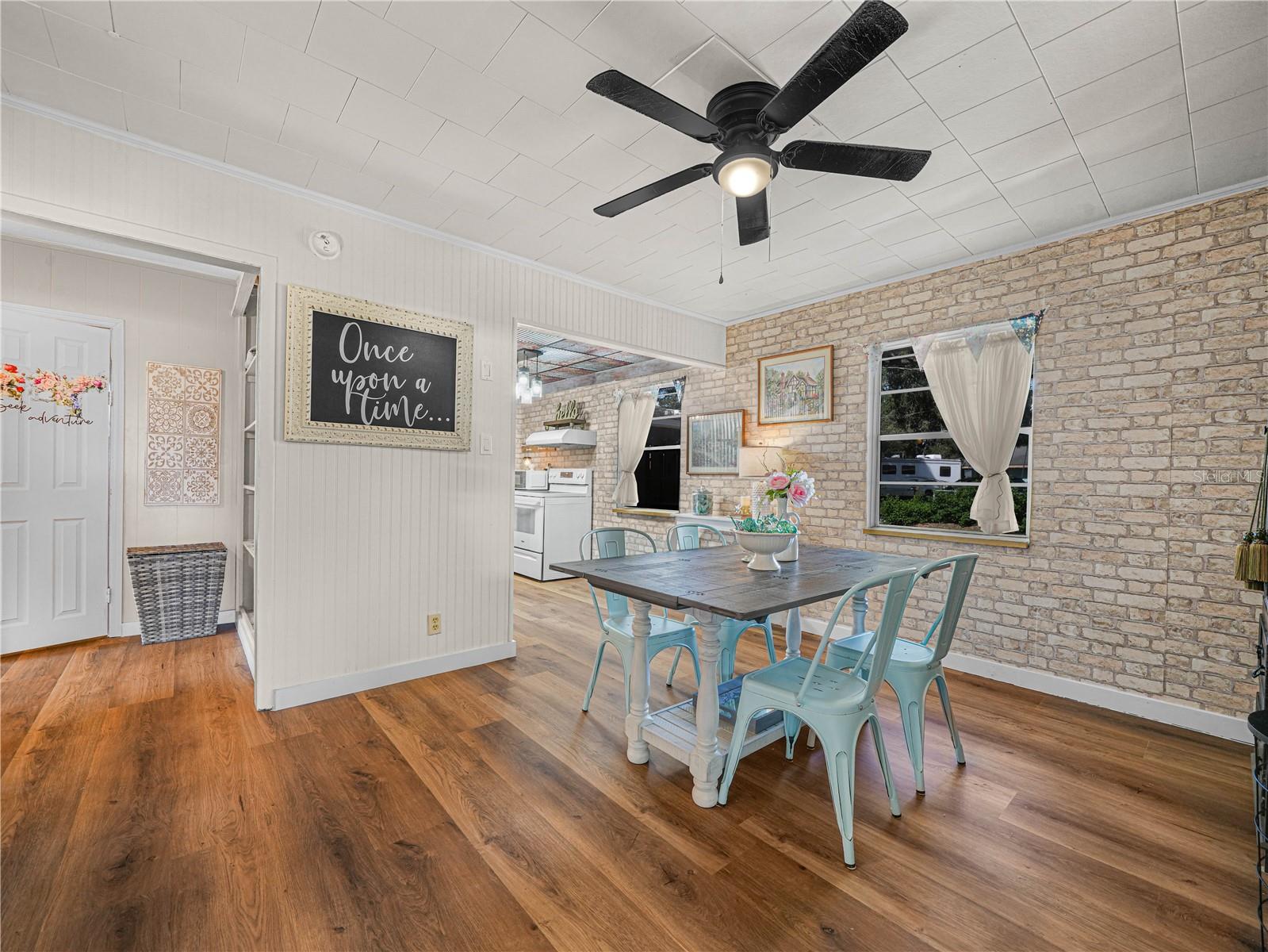Single Family Residence at 310 RICO WAY, AUBURNDALE, photo 9 of 41