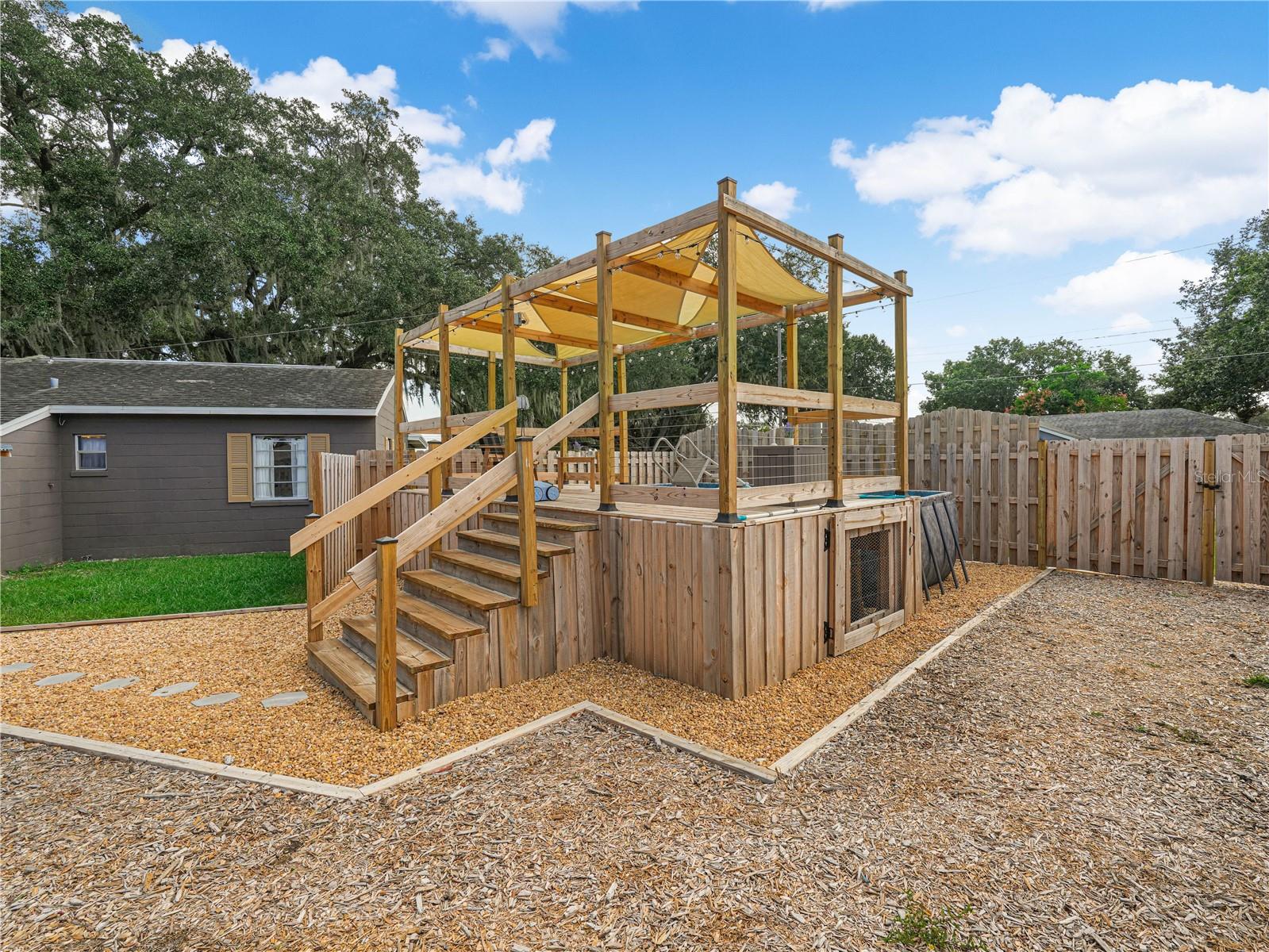 Single Family Residence at 310 RICO WAY, AUBURNDALE, photo 32 of 41