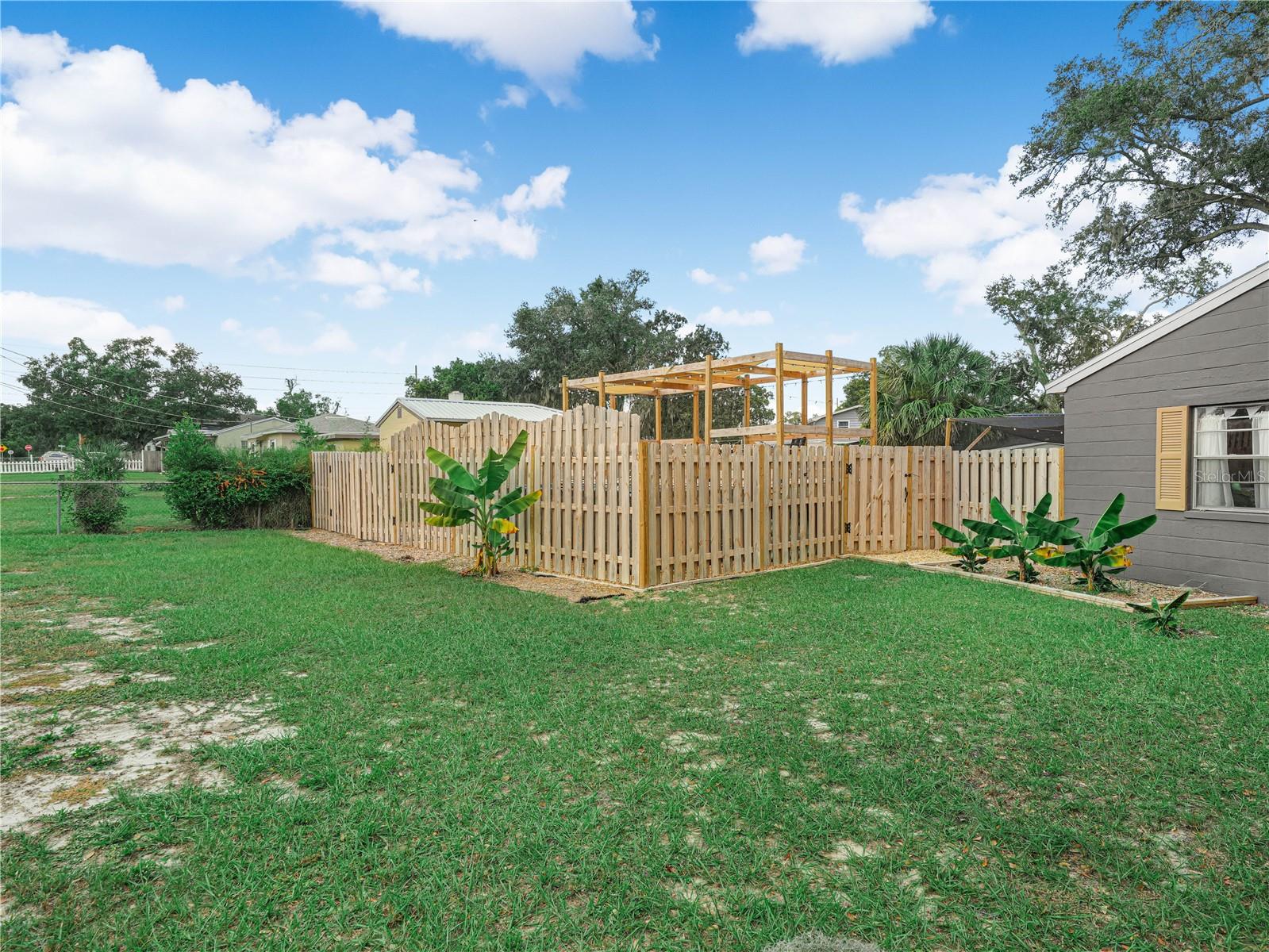 Single Family Residence at 310 RICO WAY, AUBURNDALE, photo 37 of 41