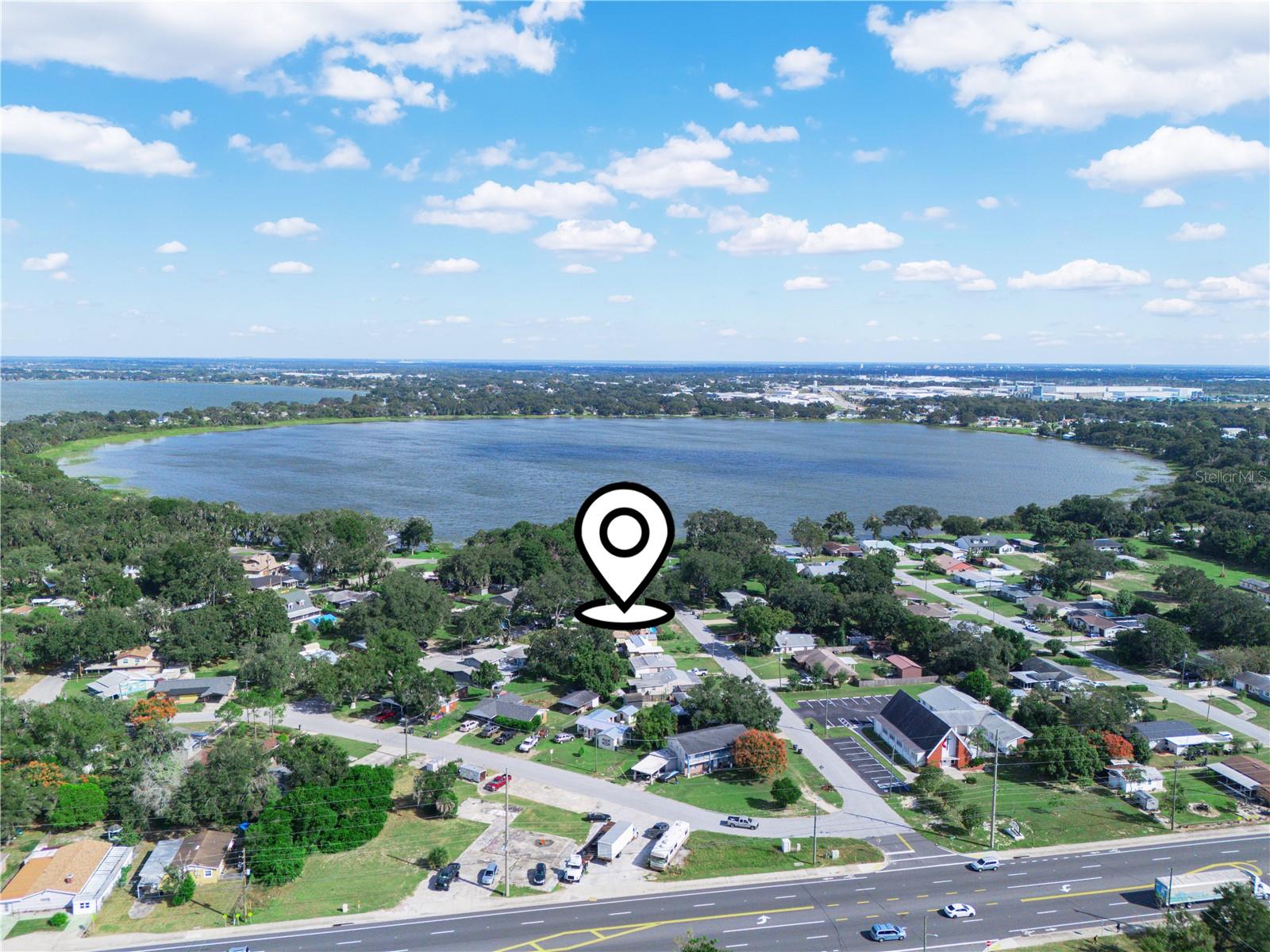 one block from Lake Lena - 310 RICO WAY, AUBURNDALE