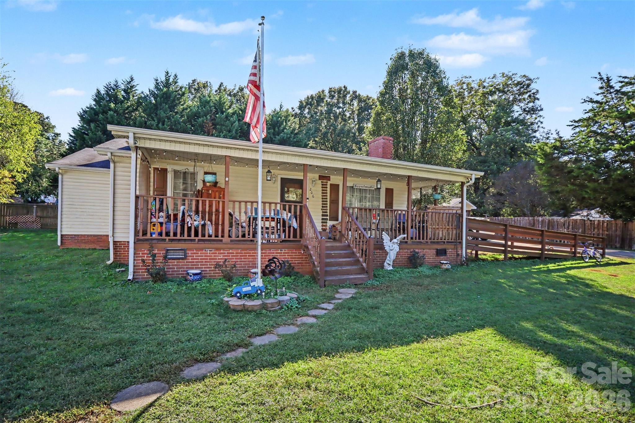 Front Exterior - 206 Ferstl Avenue, Belmont