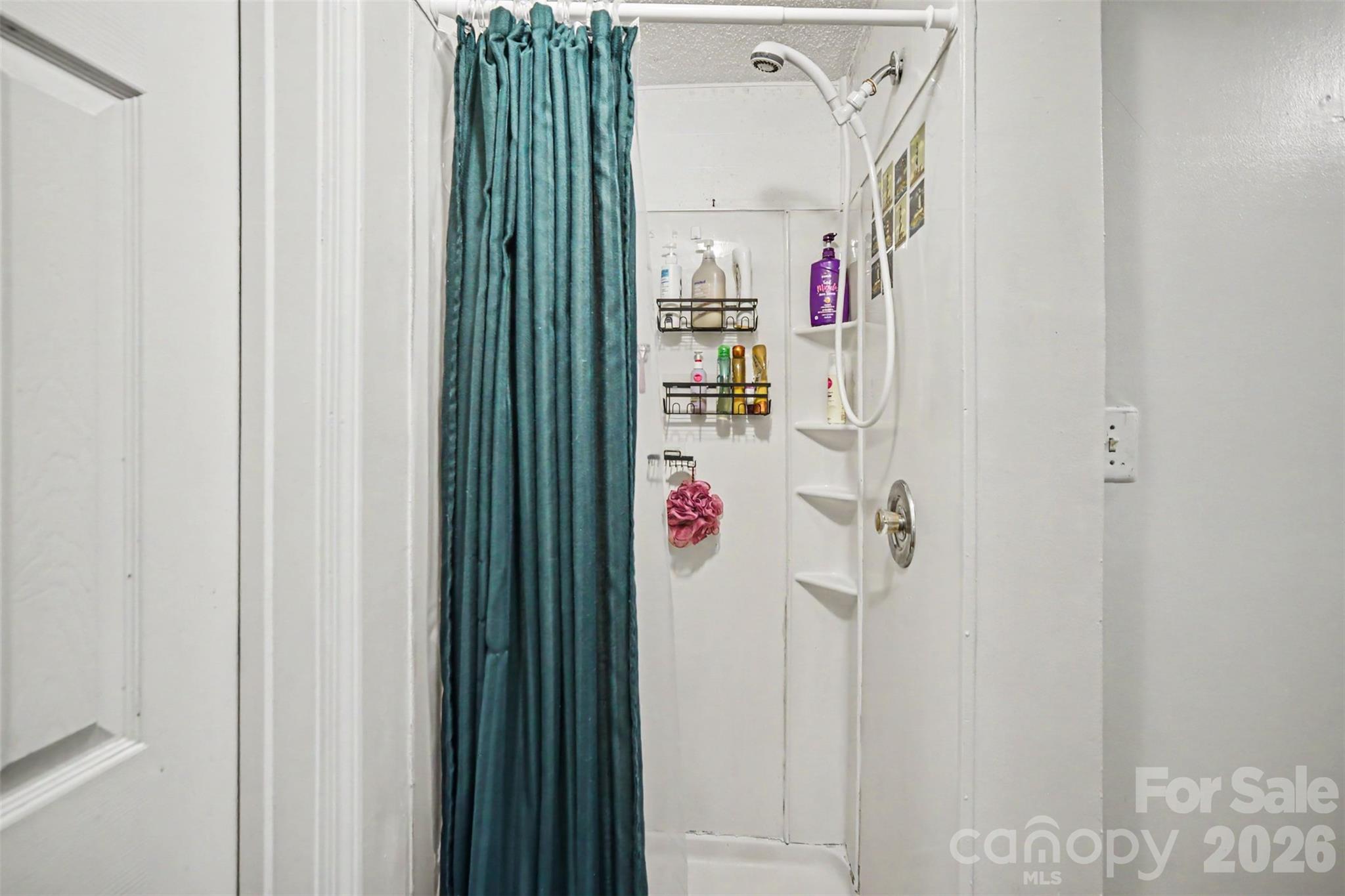 Bathroom #1 - 206 Ferstl Avenue, Belmont