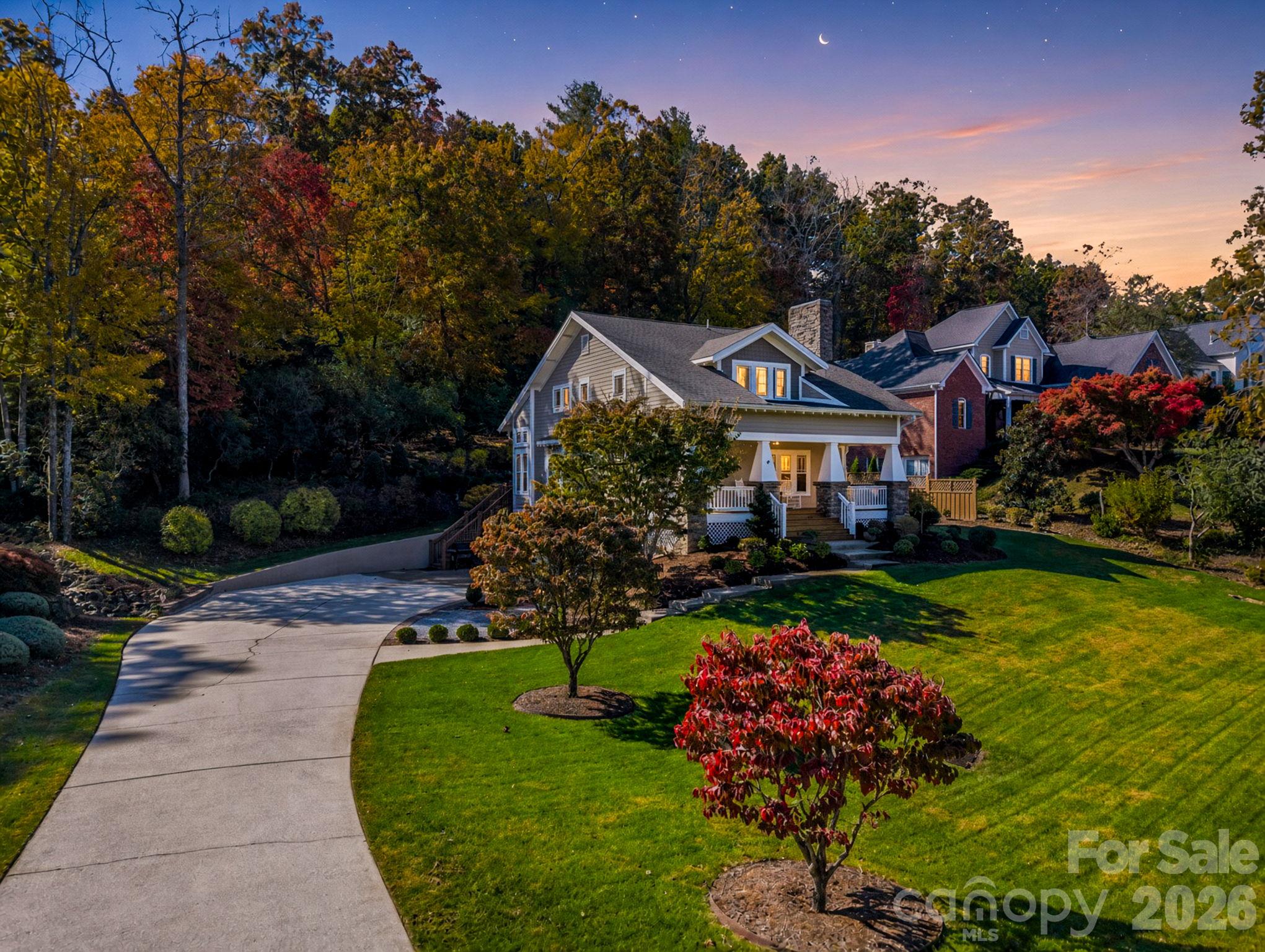 Twilight left side view - 376 Scarlet Tanager Court, Arden