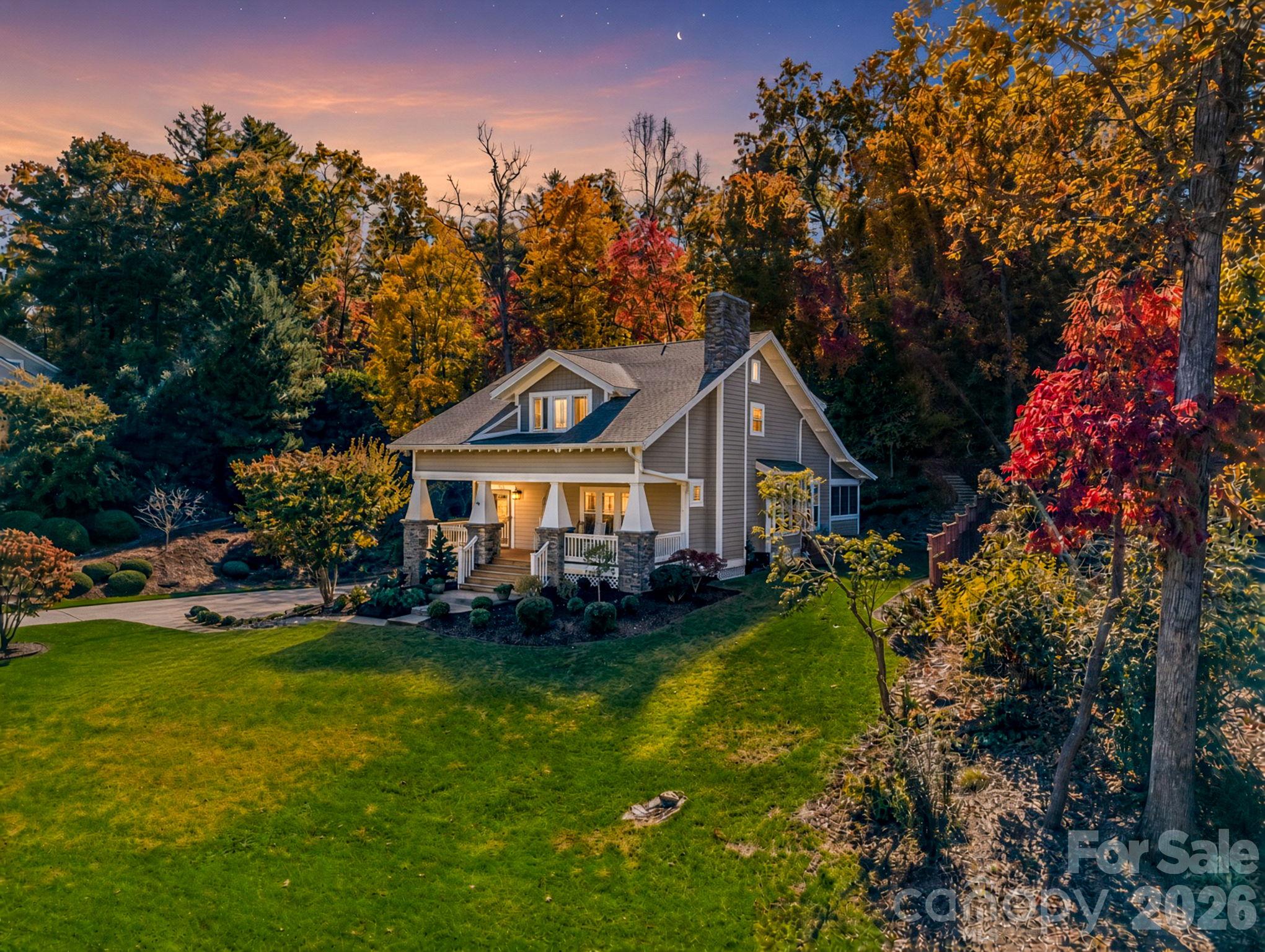 Twilight right side view - 376 Scarlet Tanager Court, Arden