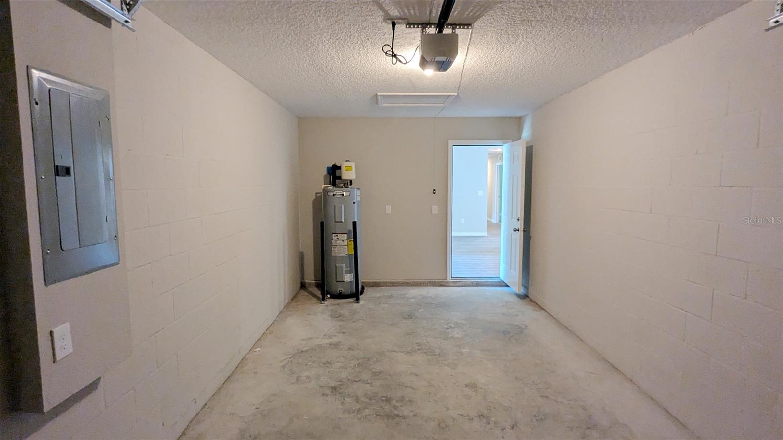 Single Family Residence at 1513 W 16TH ST, SANFORD, photo 22 of 25