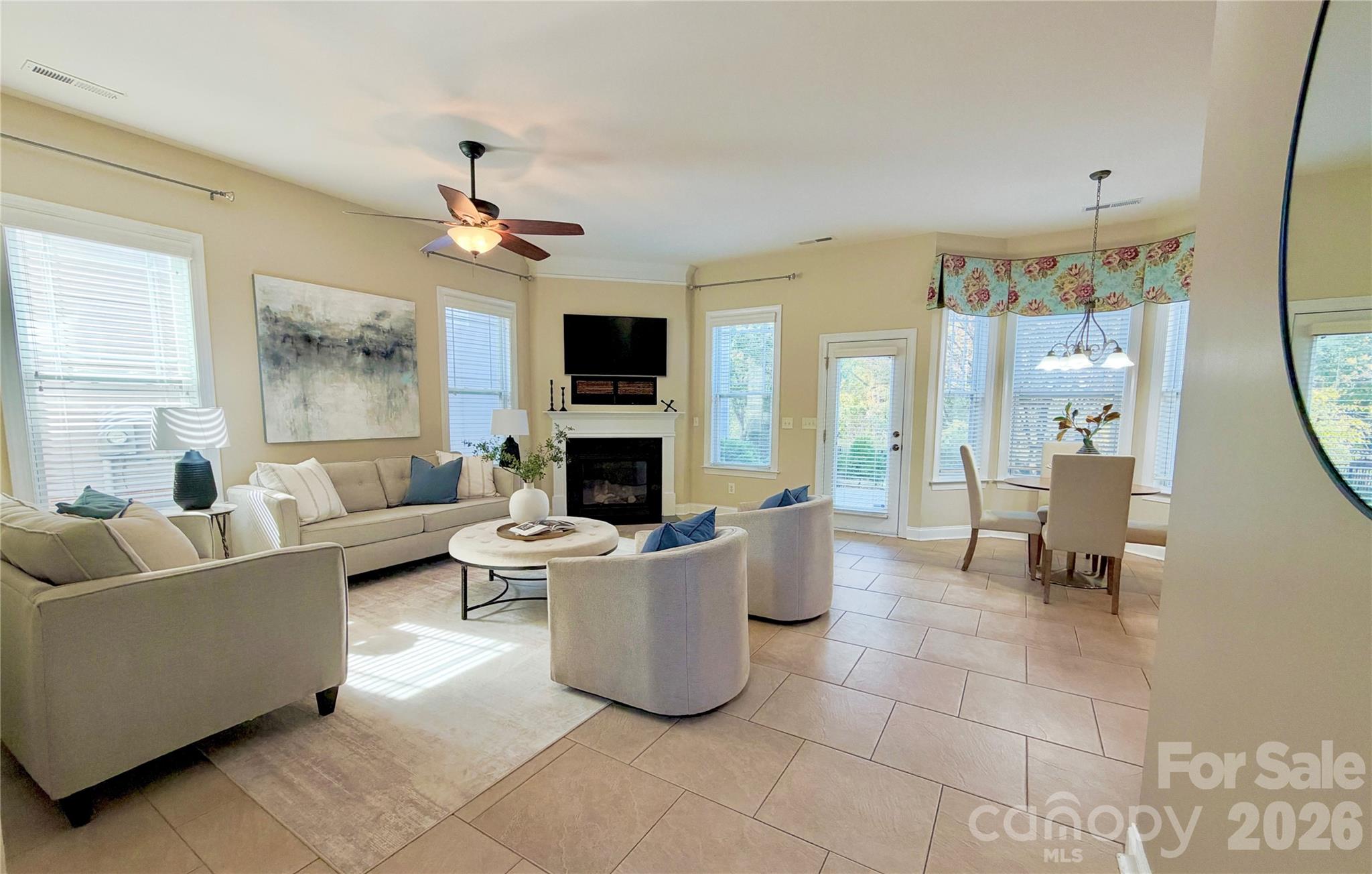 Living Room with lots of natural light - 1507 Belmont Stakes Avenue, Indian Trail