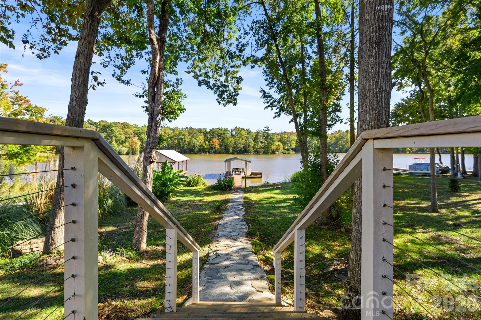 Maintained yard and floating dock - 25578 Seagull Drive, Lancaster