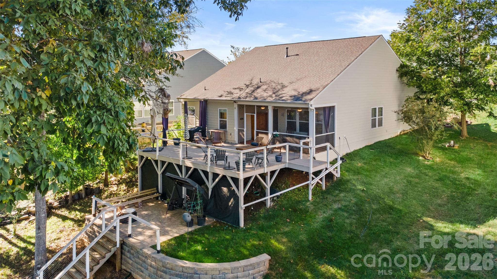 Ample outdoor living and a maintained yard in the cottages at Edgewater. - 25578 Seagull Drive, Lancaster