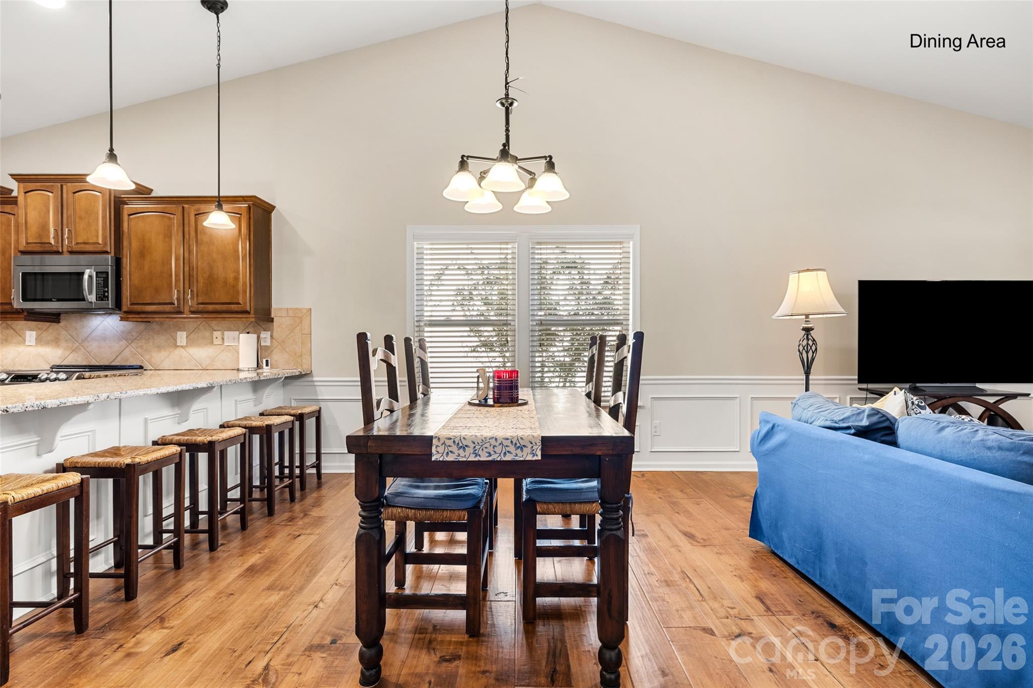 Single Family Residence at 25578 Seagull Drive, Lancaster, photo 10 of 48