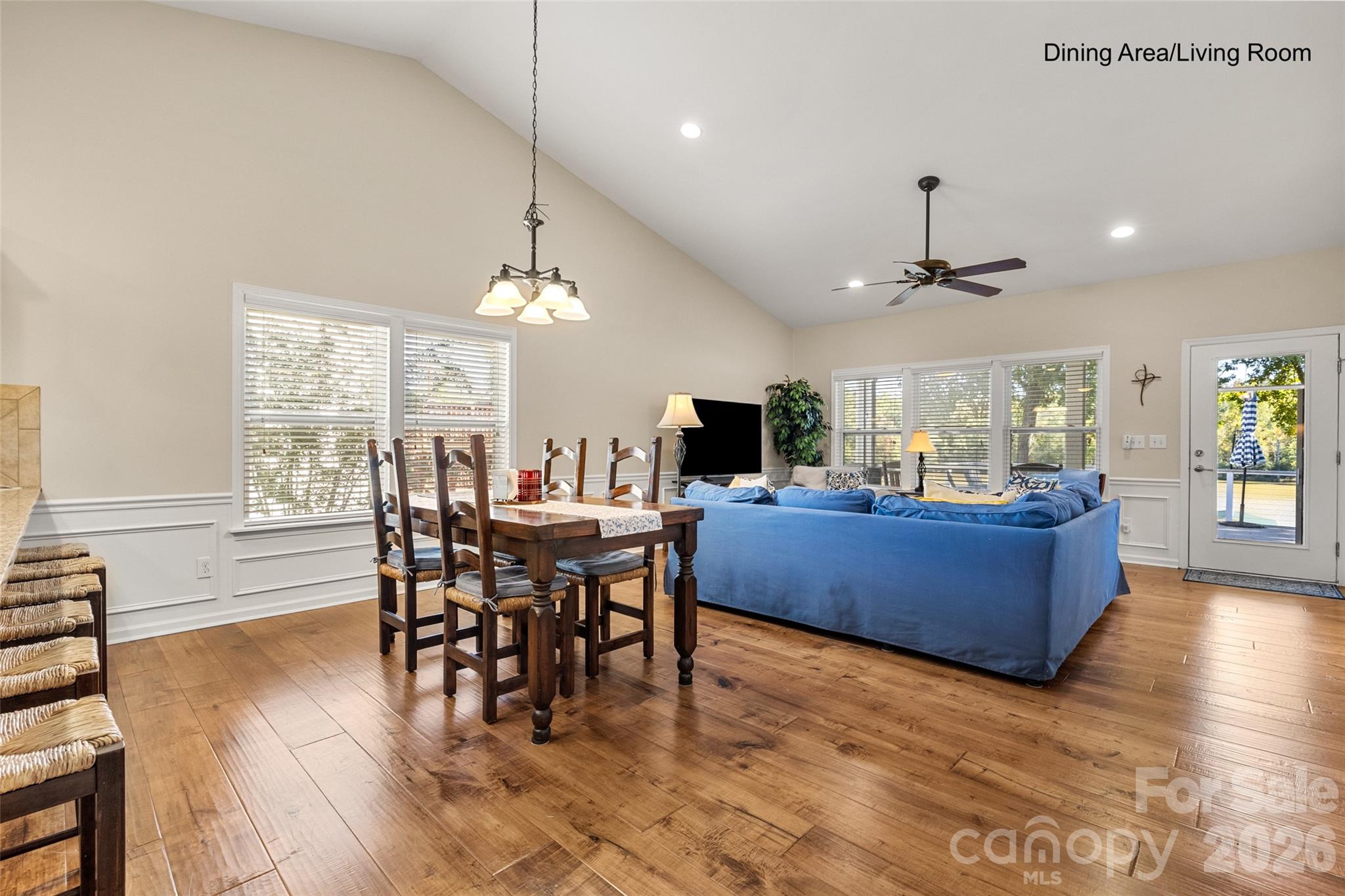 Single Family Residence at 25578 Seagull Drive, Lancaster, photo 11 of 48