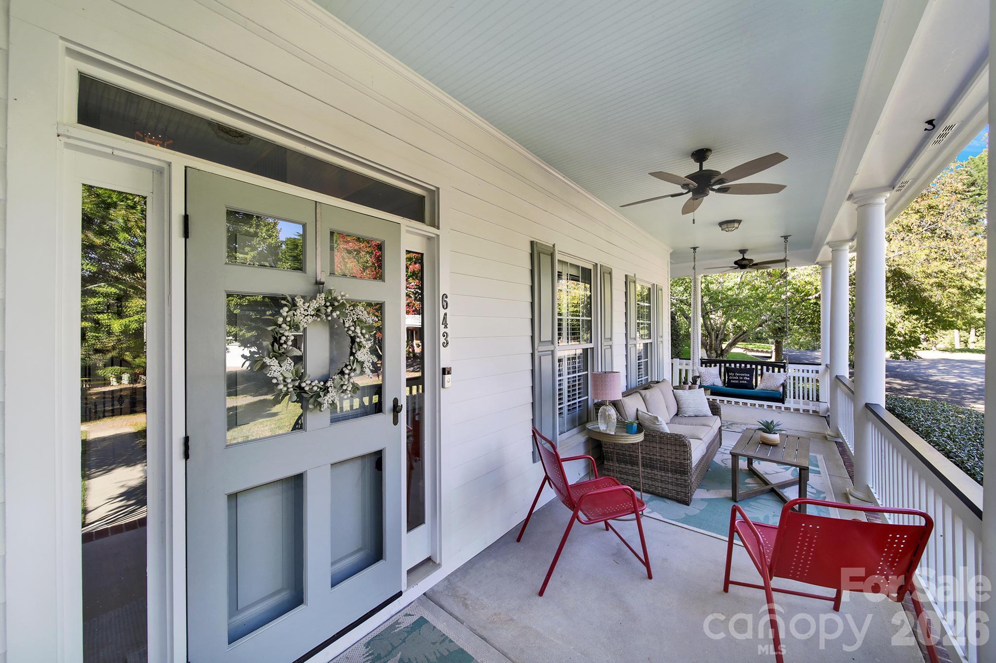 Single Family Residence at 643 Bracket Street, Fort Mill, photo 3 of 40