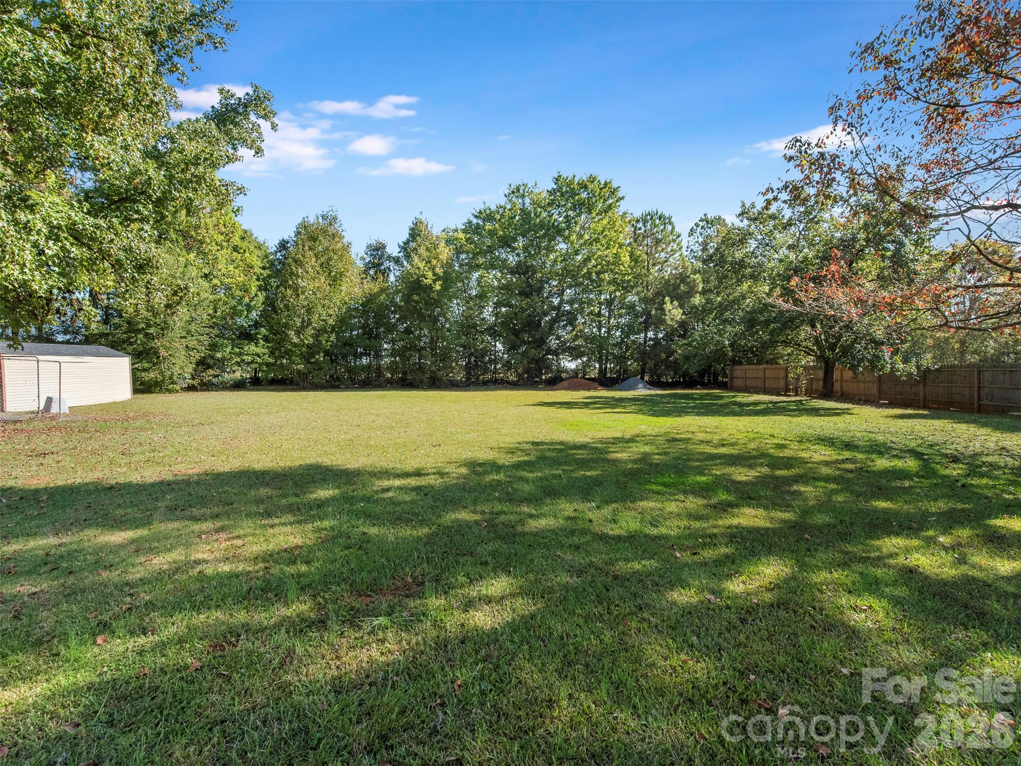 Single Family Residence at 3345 Roundcliff Drive, Concord, photo 28 of 38