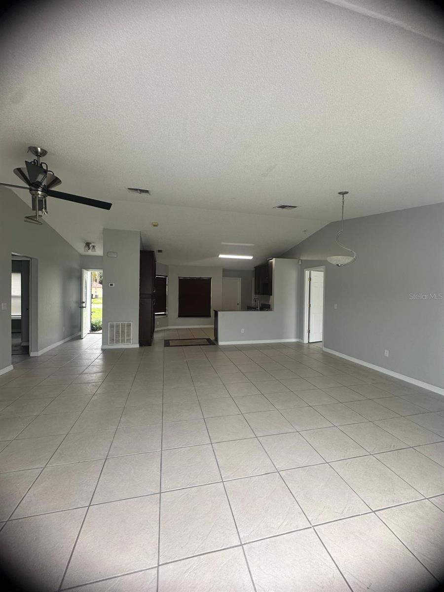 Single Family Residence at 608 YAK CT, POINCIANA, photo 6 of 11