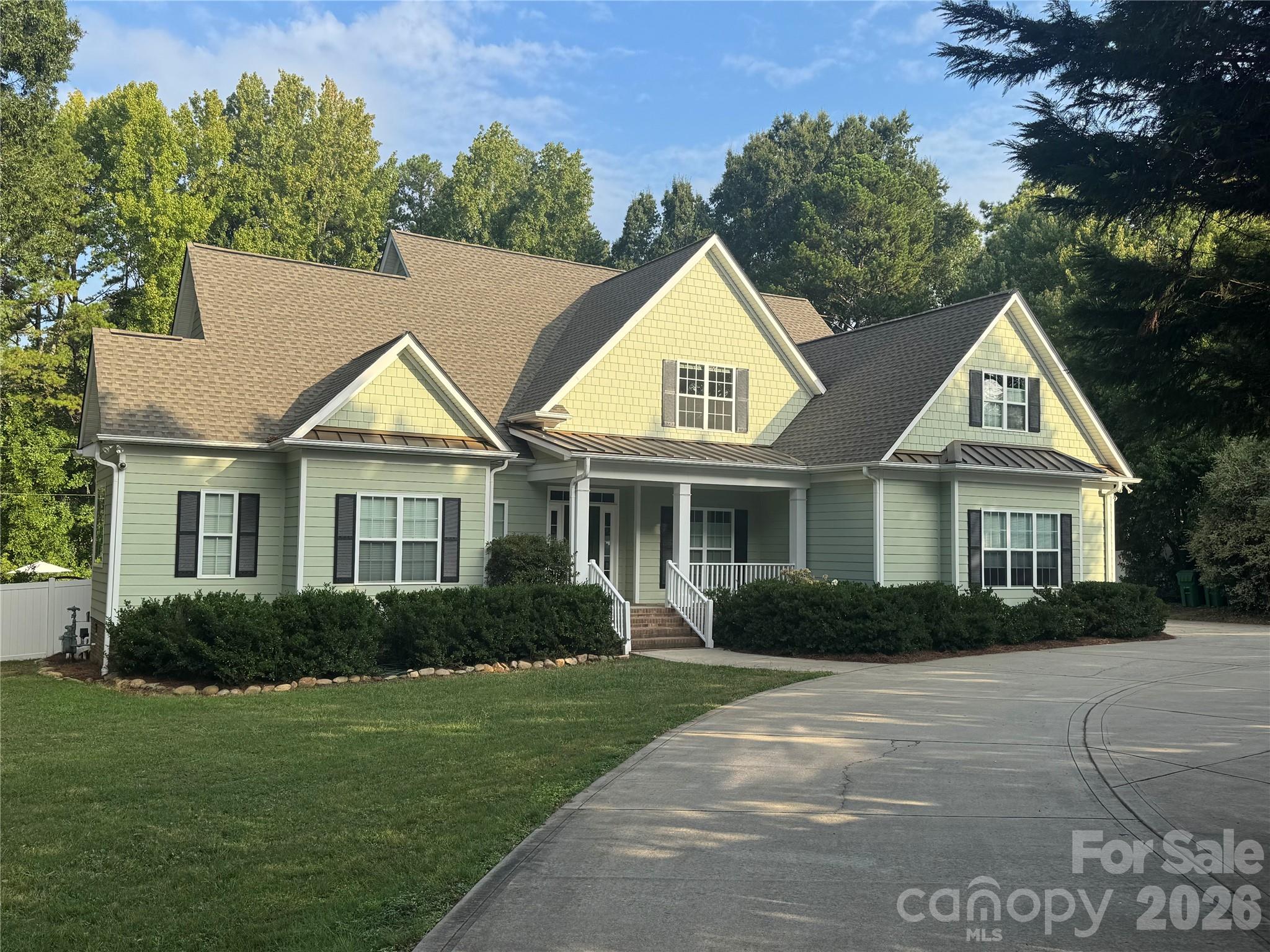 Single Family Residence at 3514 McKee Road, Charlotte, photo 4 of 48
