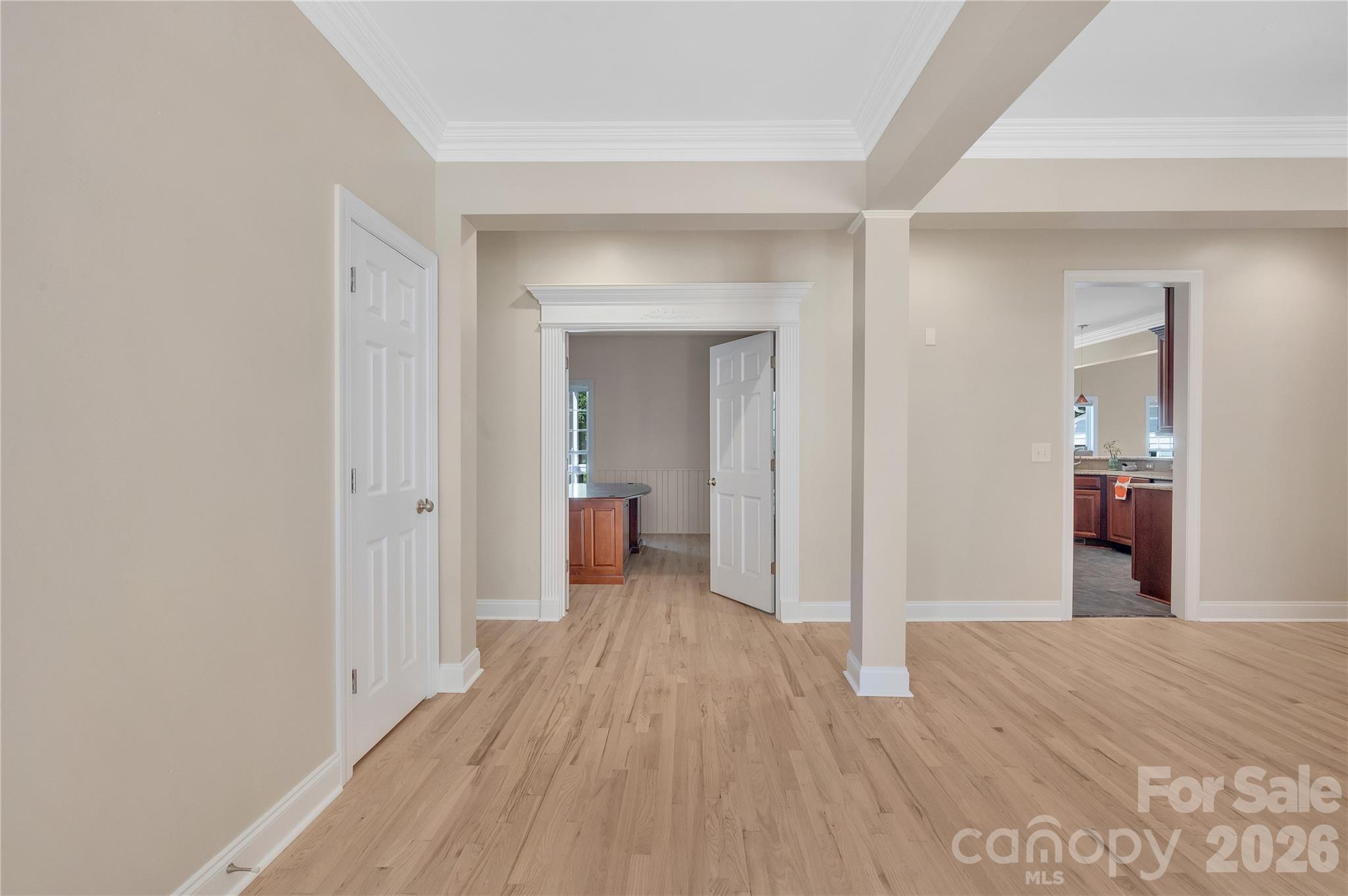 Single Family Residence at 3514 McKee Road, Charlotte, photo 9 of 48