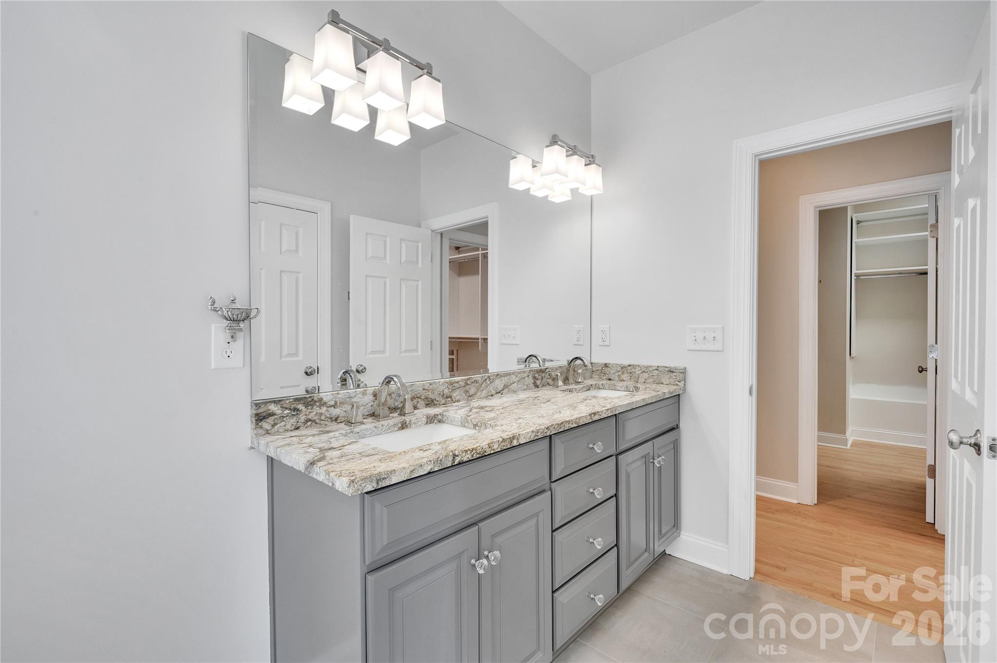 Single Family Residence at 3514 McKee Road, Charlotte, photo 22 of 48