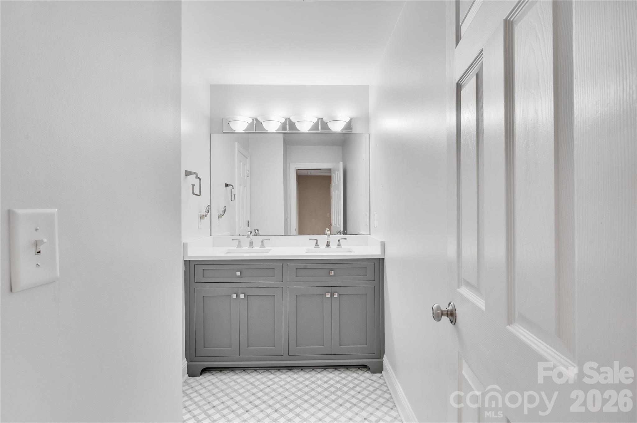 Single Family Residence at 3514 McKee Road, Charlotte, photo 26 of 48
