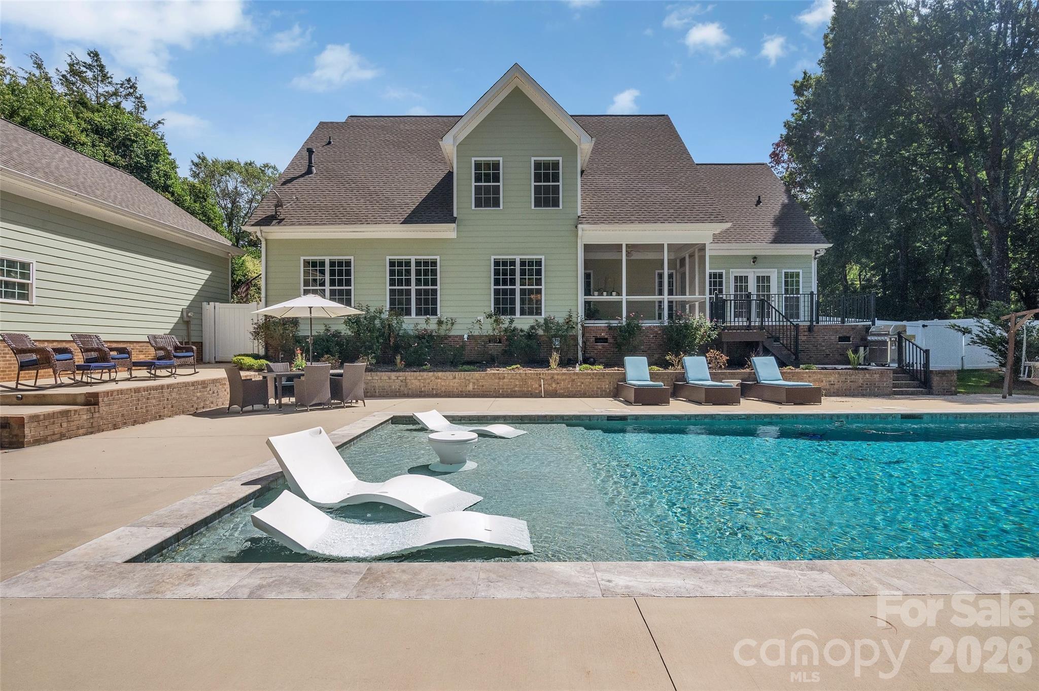Single Family Residence at 3514 McKee Road, Charlotte, photo 43 of 48