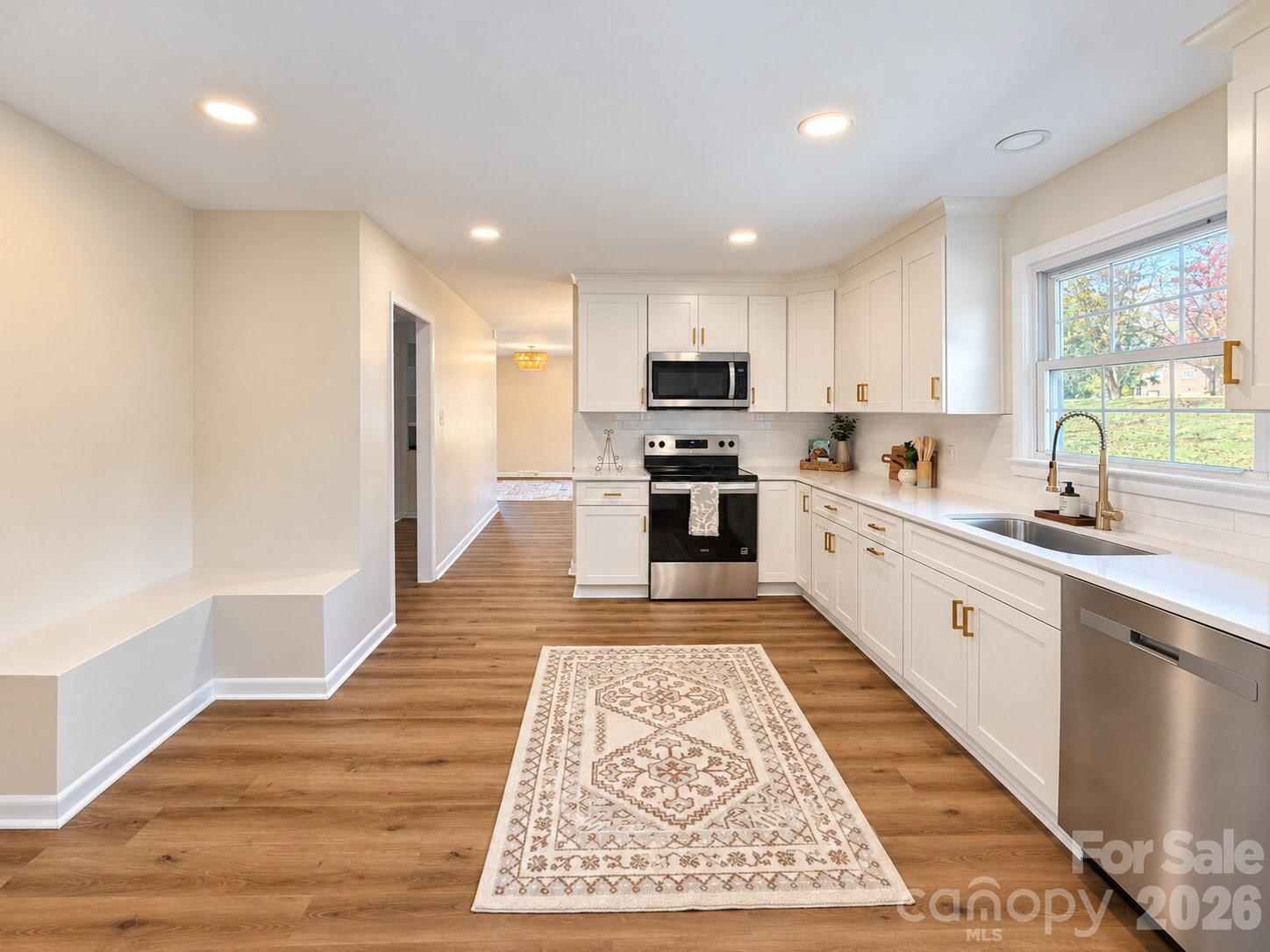 Single Family Residence at 2808 28th Street NE, Hickory, photo 29 of 51