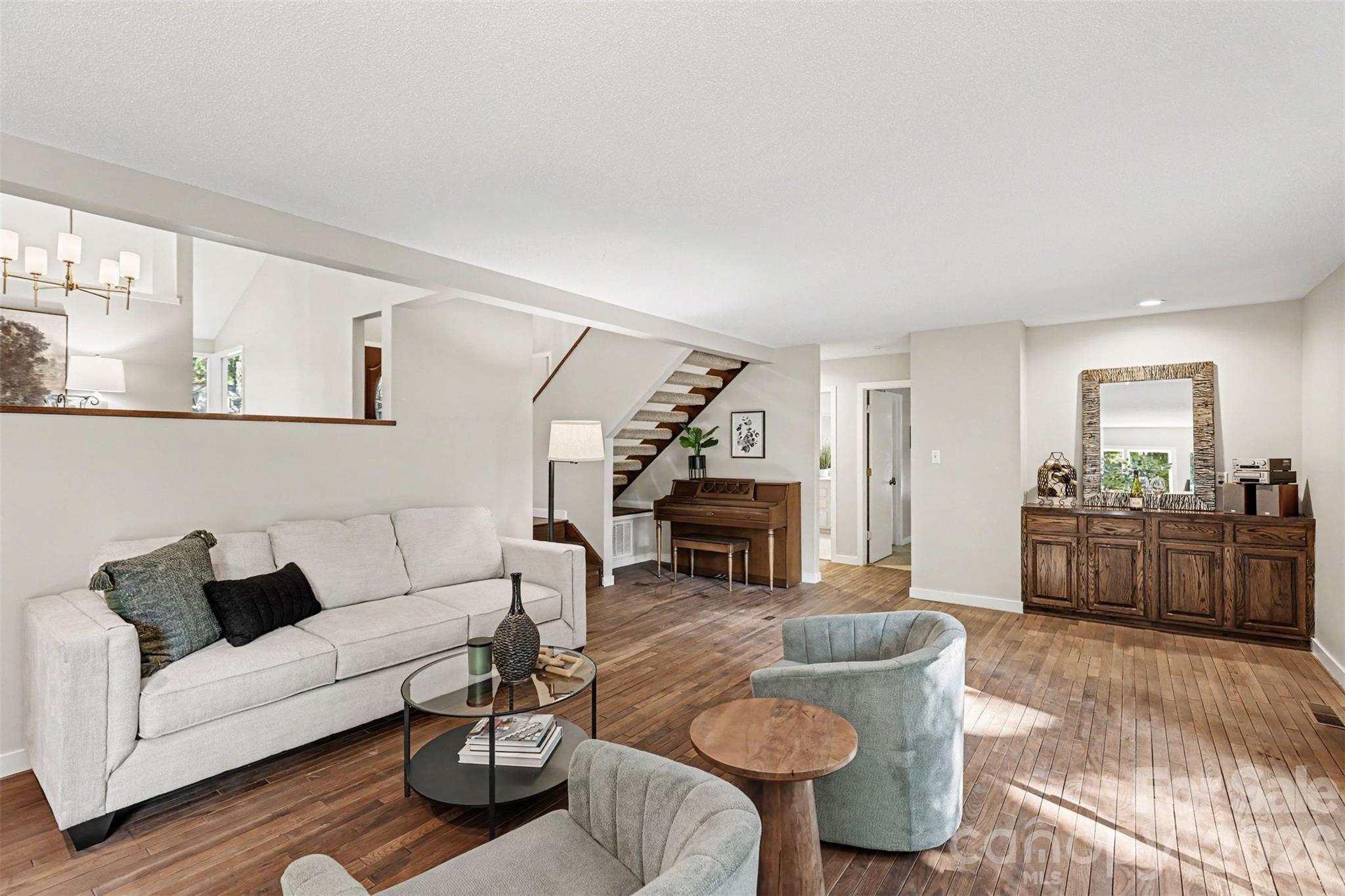 Single Family Residence at 4 Sandy Cove Road, Clover, photo 7 of 28