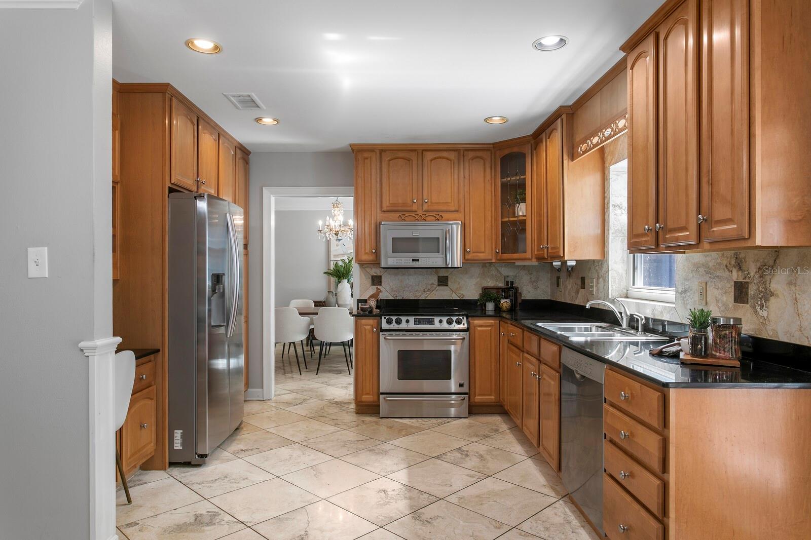 Kitchen - 2930 W BAYSHORE CT, TAMPA