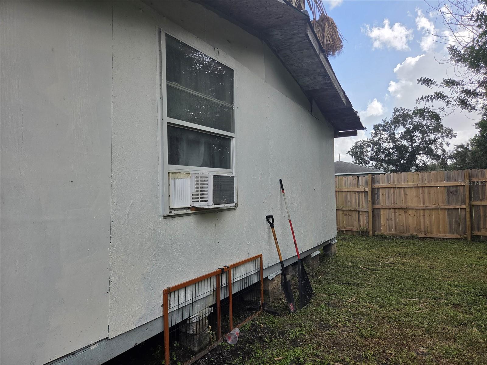 Single Family Residence at 2340 WATER ST, SANFORD, photo 9 of 14