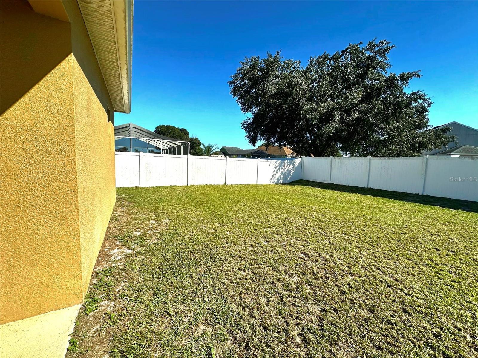 Single Family Residence at 3259 SUMMIT LN, LAKELAND, photo 4 of 40