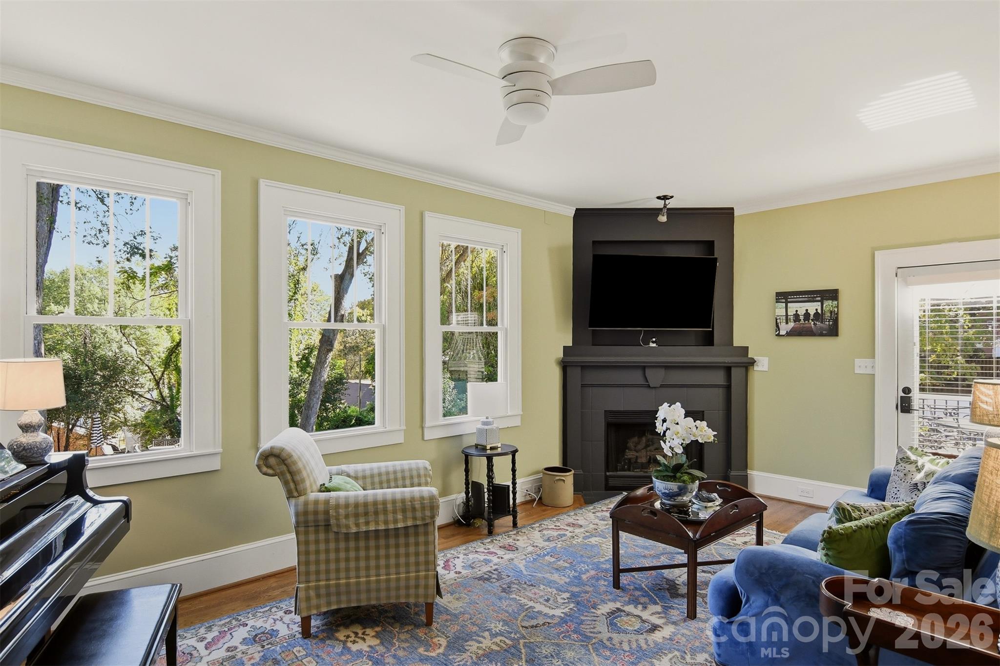 Single Family Residence at 451 S Hawthorne Road, Winston Salem, photo 18 of 40