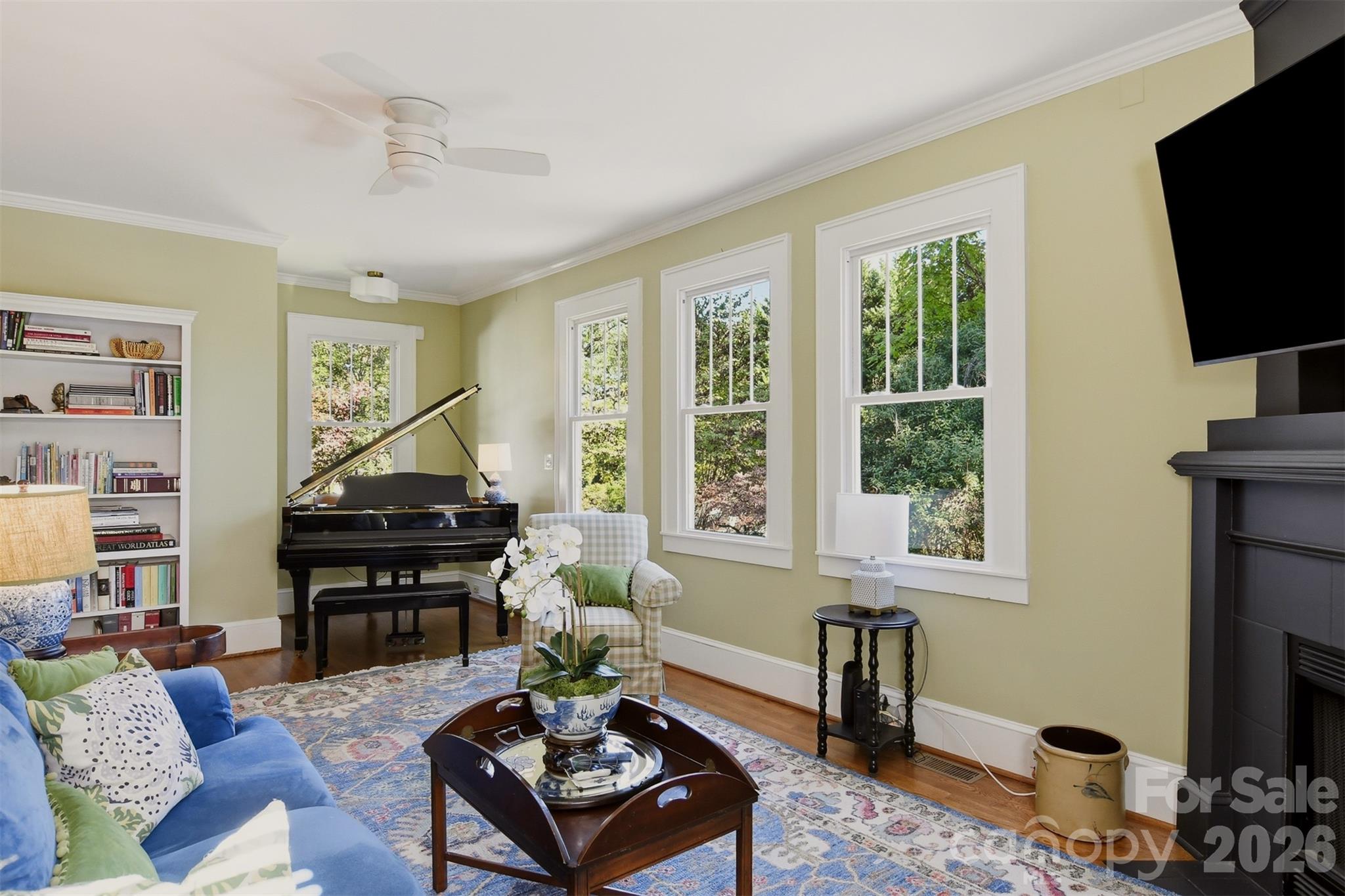Single Family Residence at 451 S Hawthorne Road, Winston Salem, photo 19 of 40