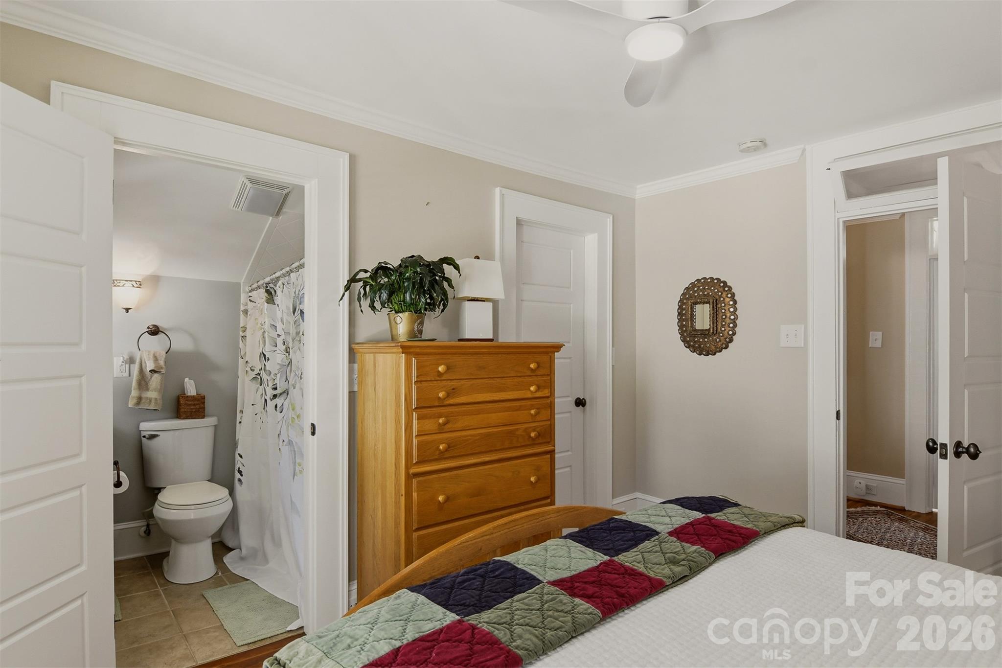 Single Family Residence at 451 S Hawthorne Road, Winston Salem, photo 35 of 40